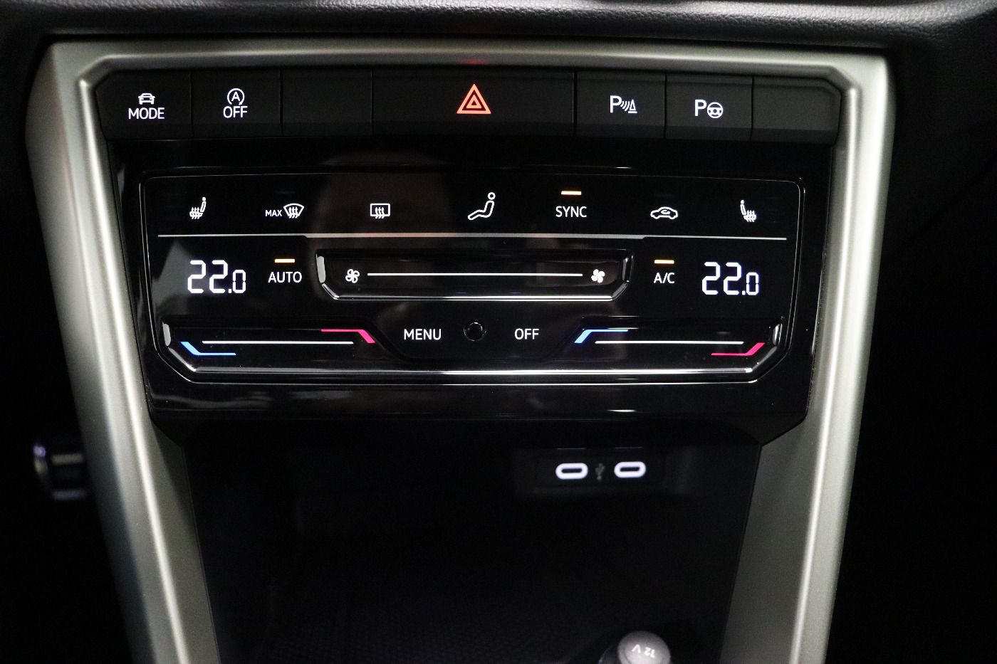 Fahrzeugabbildung Volkswagen T-Roc Cabriolet 1.0 TSI Style Move CarPlay|ACC|L