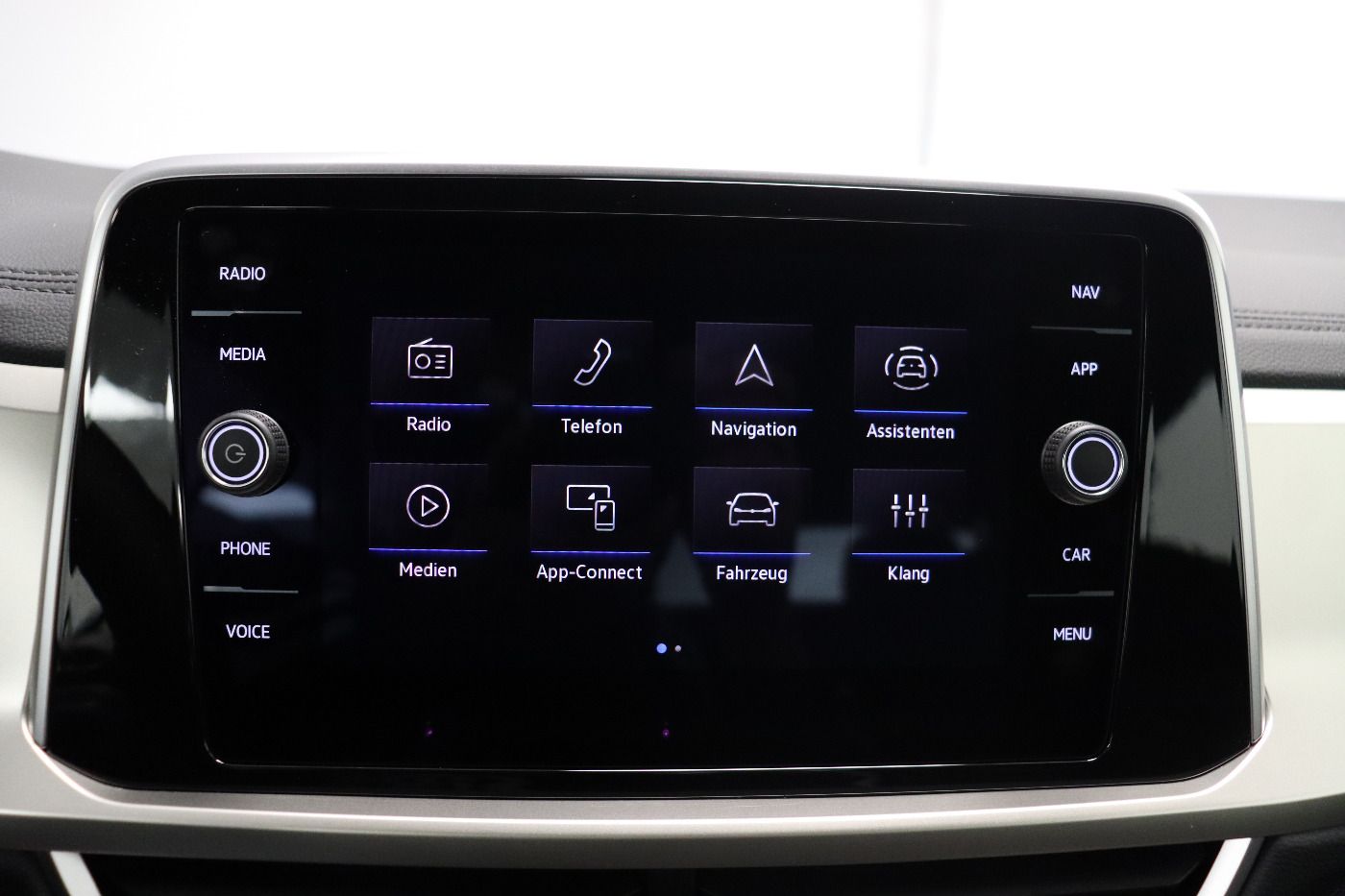 Fahrzeugabbildung Volkswagen T-Roc Cabriolet 1.0 TSI Style Move CarPlay|ACC|L