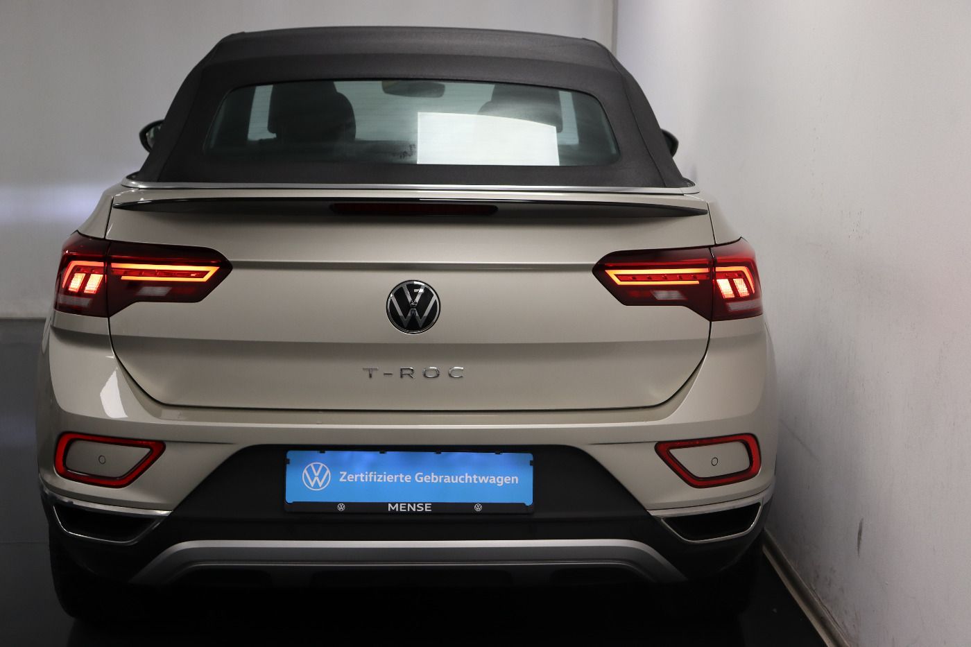 Fahrzeugabbildung Volkswagen T-Roc Cabriolet 1.0 TSI Style Move CarPlay|ACC|L