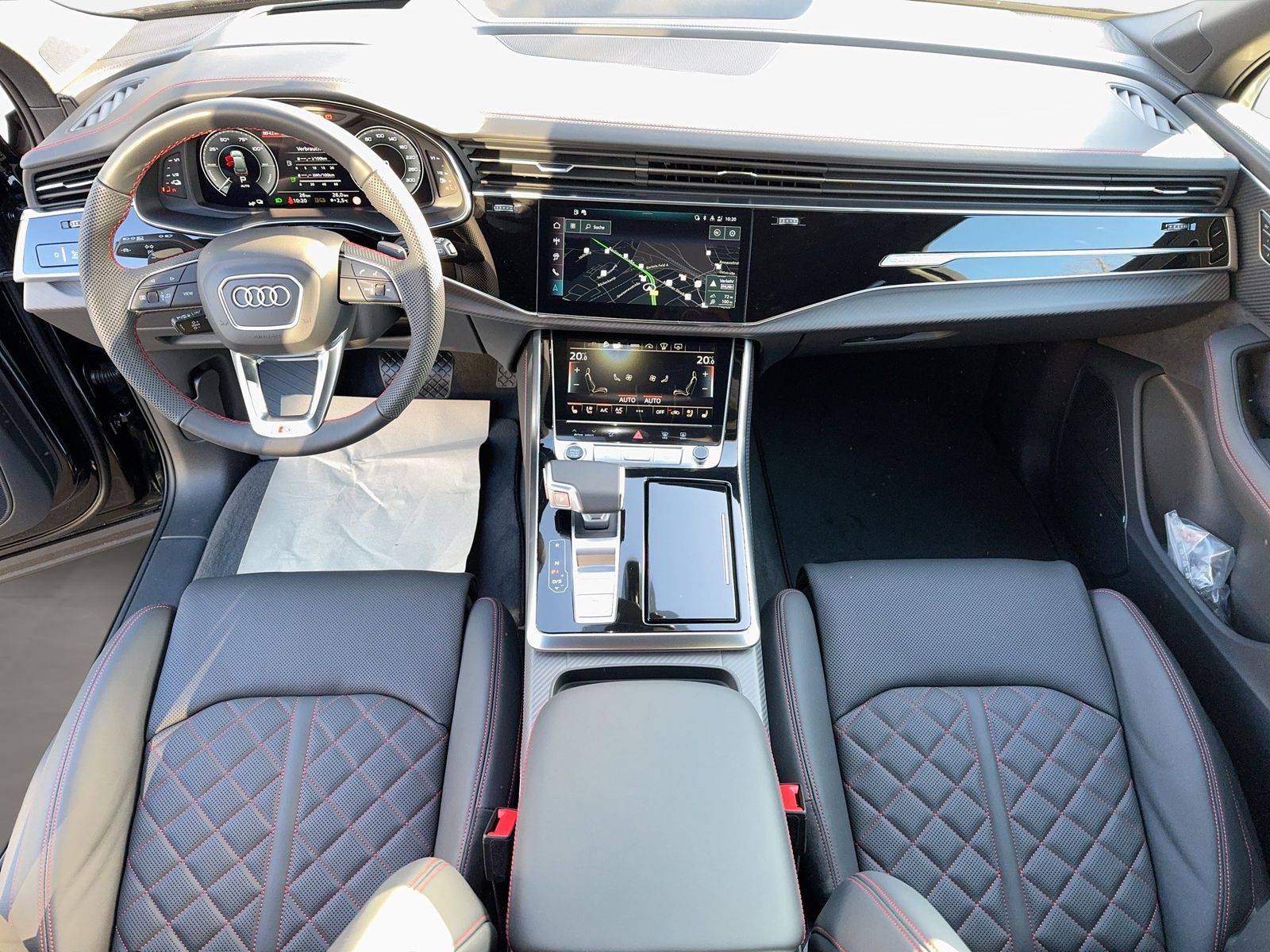 Fahrzeugabbildung Audi Q7 SUV S line 60TFSIe Pano|Sporsitz+|AHK