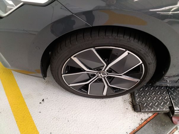 Fahrzeug autohaus mense Fahrzeugabbildung Volkswagen Golf VIII Variant 1.5 TSI W Style IQ.Light|HUD