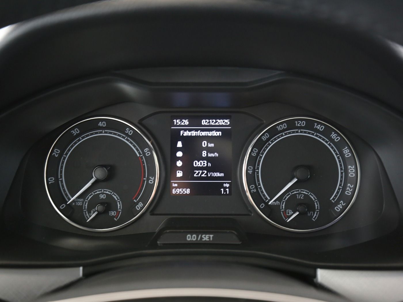 Fahrzeug autohaus mense Fahrzeugabbildung SKODA Scala 1.0 TSI Tour Pano|SD|LED|Fernlichtass.|PDC