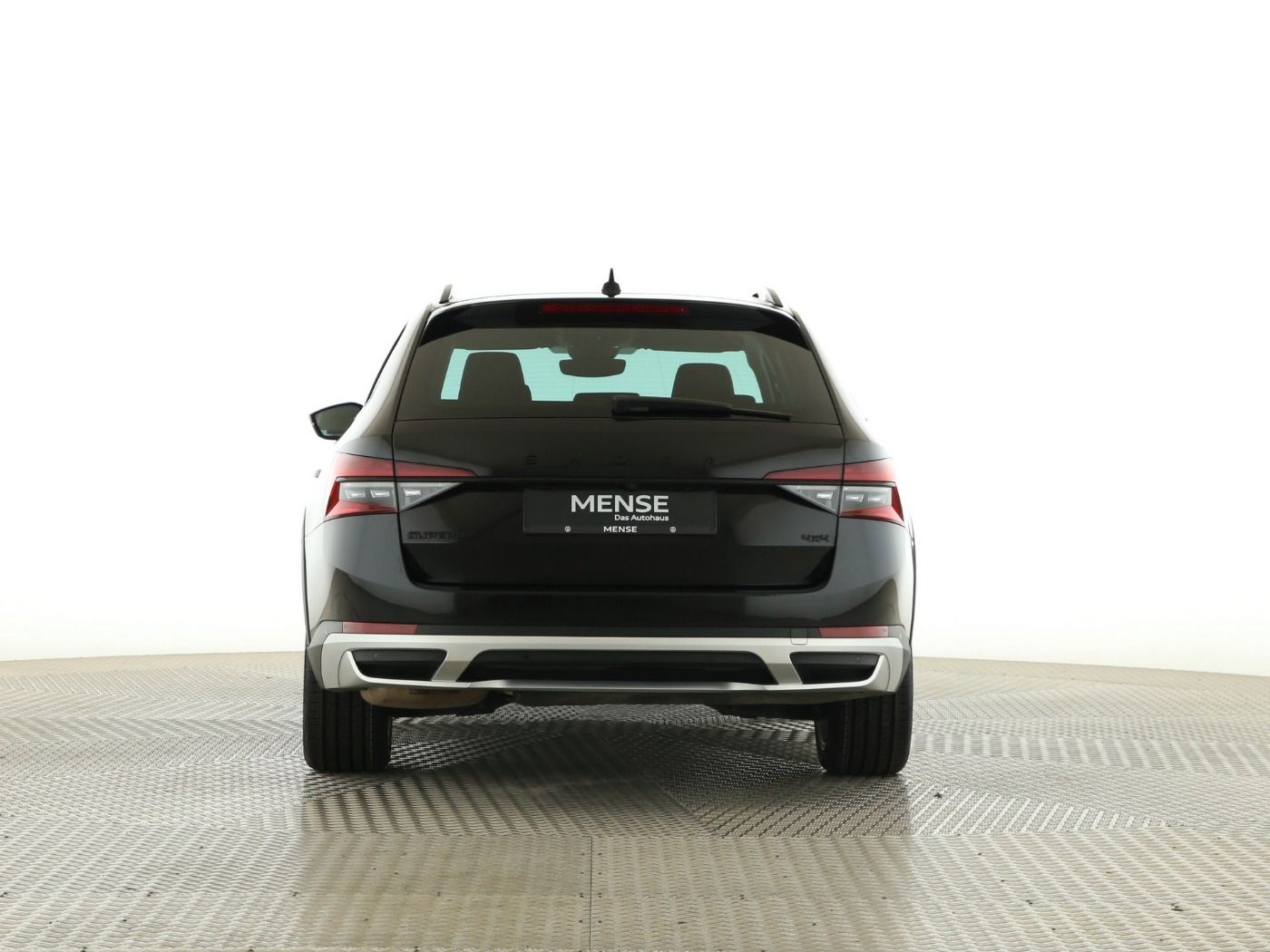 Fahrzeugabbildung SKODA Superb Combi 2.0 TDI Scout Matrix|AHK|ACC|LED|LM