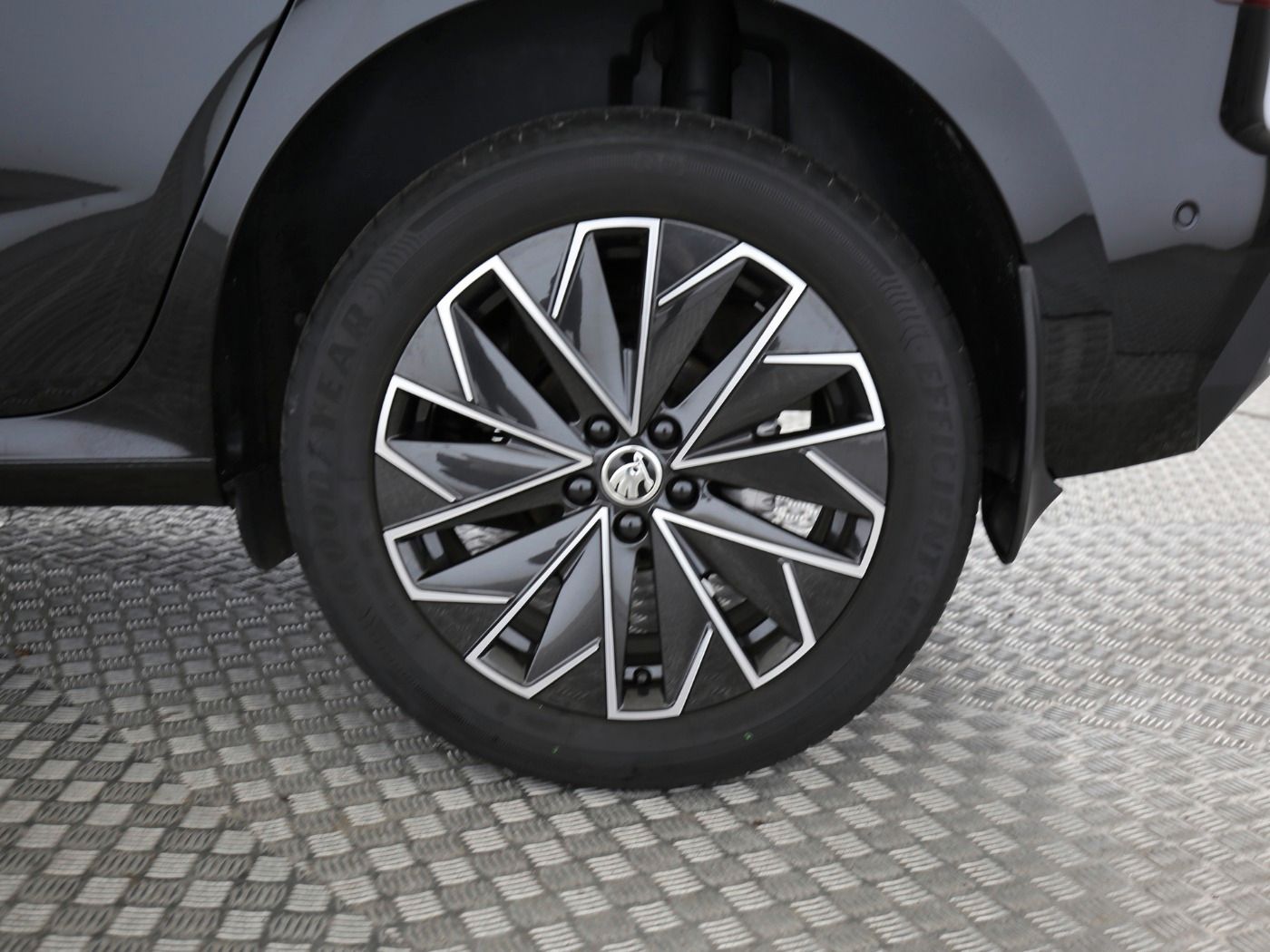 Fahrzeug autohaus mense Fahrzeugabbildung SKODA Kamiq 1.5 TSI Drive AHK|ACC|MATRIX|Navi|LaneAss