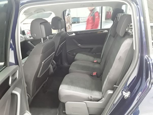 Fahrzeugabbildung Volkswagen Touran 2.0 TDI DSG Highline AHK|Standhzg|4xSHZG