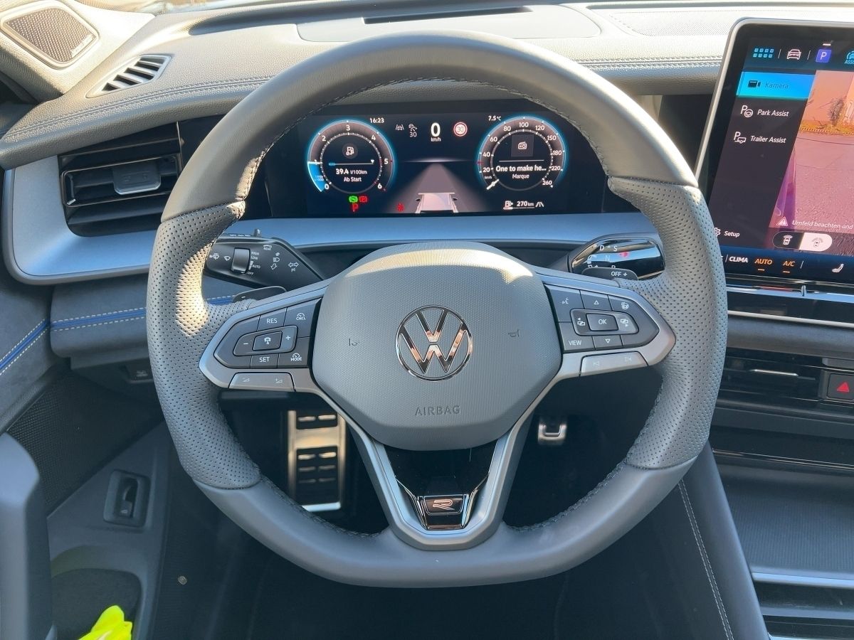 Fahrzeugabbildung Volkswagen Tayron TDI DSG R-Line 7-Sitzer AHK Black Style