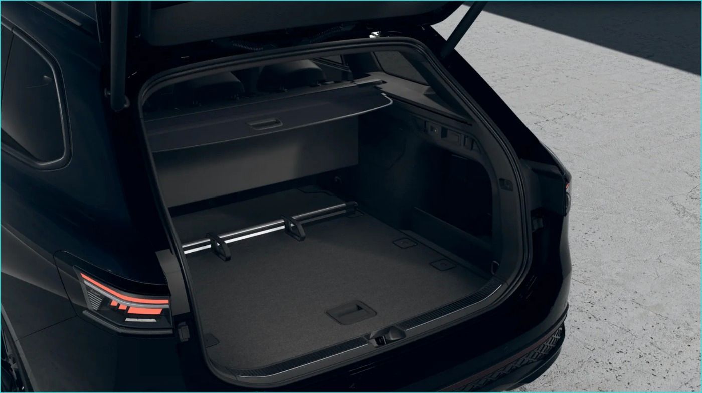 Fahrzeugabbildung Volkswagen Passat TDI R-Line AHK Nav HUD BlackStyle DCC 360