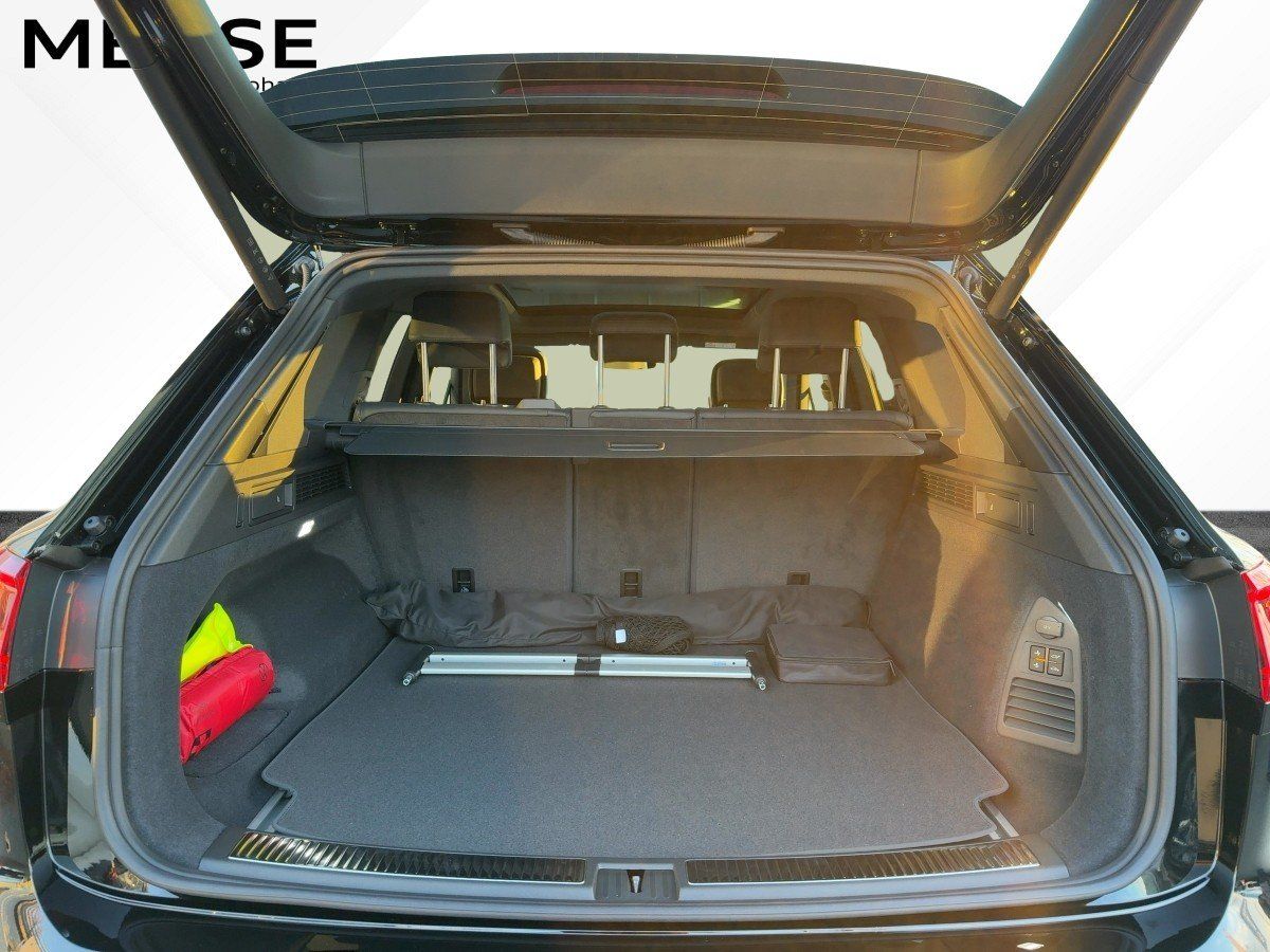 Fahrzeugabbildung Volkswagen Touareg TDI 4M R-Line Final Edition AHK BlackSty
