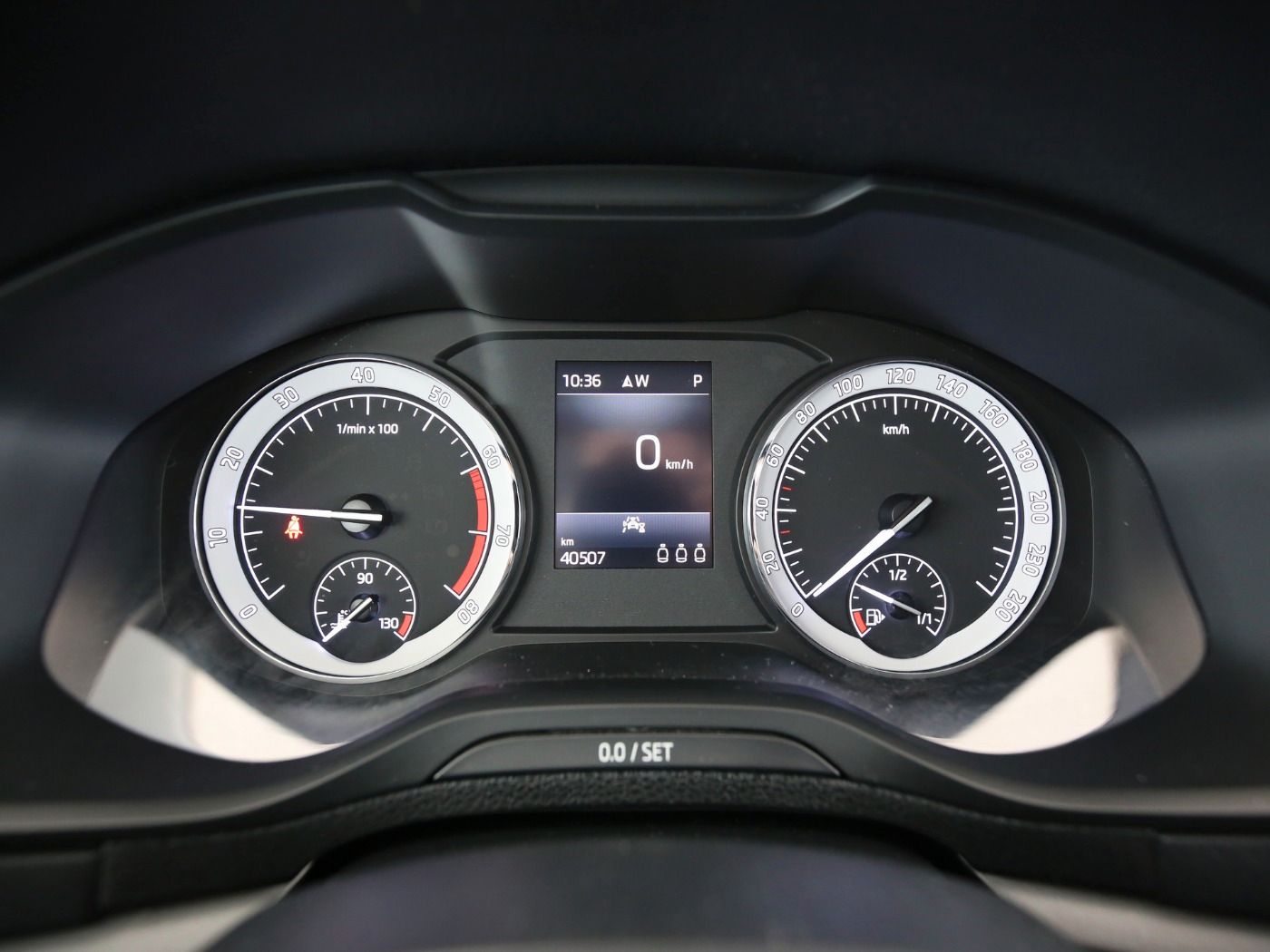 Fahrzeugabbildung SKODA Karoq 1.5 TSI ACT Ambition AHK|Navi|KlimaA|PDC