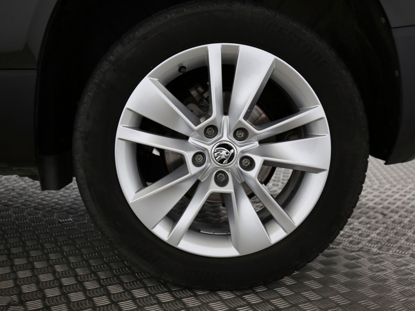 Fahrzeugabbildung SKODA Karoq 1.5 TSI ACT Ambition AHK|Navi|KlimaA|PDC