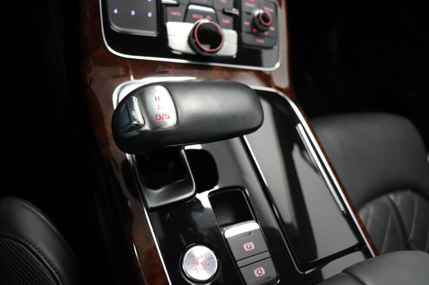 Fahrzeug autohaus mense Fahrzeugabbildung Audi A8 3.0 TDI quattro tiptronic |Luft|4xSHZ|ACC|STH