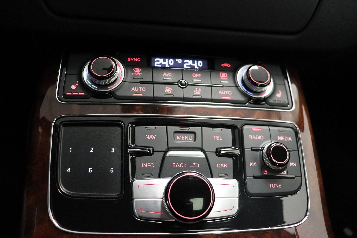 Fahrzeug autohaus mense Fahrzeugabbildung Audi A8 3.0 TDI quattro tiptronic |Luft|4xSHZ|ACC|STH