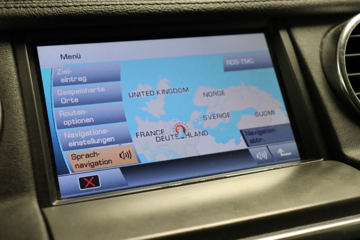 Fahrzeugabbildung Land Rover Discovery 4 TDV6 HSE Luft|4xSHZG|Navi|VirtualCP