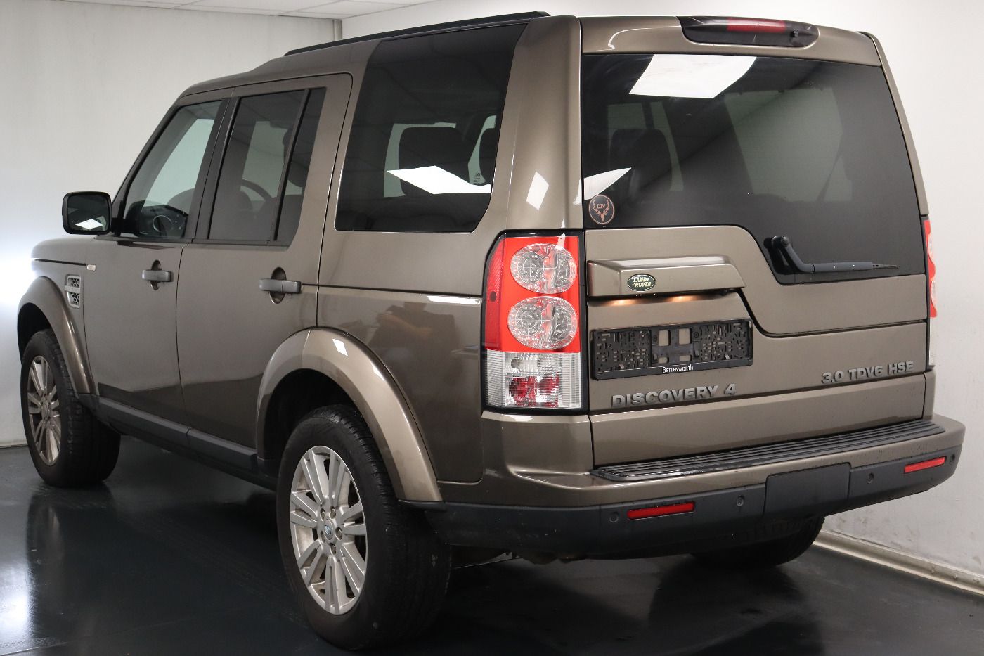 Fahrzeugabbildung Land Rover Discovery 4 TDV6 HSE Luft|4xSHZG|Navi|VirtualCP