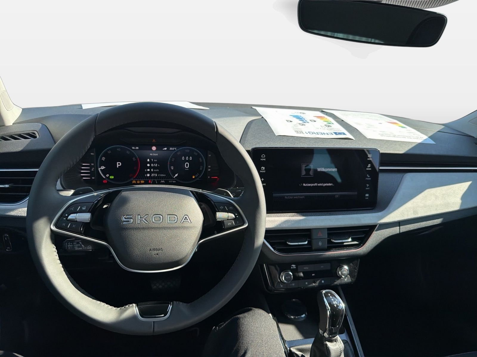 Fahrzeugabbildung SKODA Scala 1.0 TSI Balance Matrix AHK ACC LED Navi LM - mit KI generiert/bearbeitet