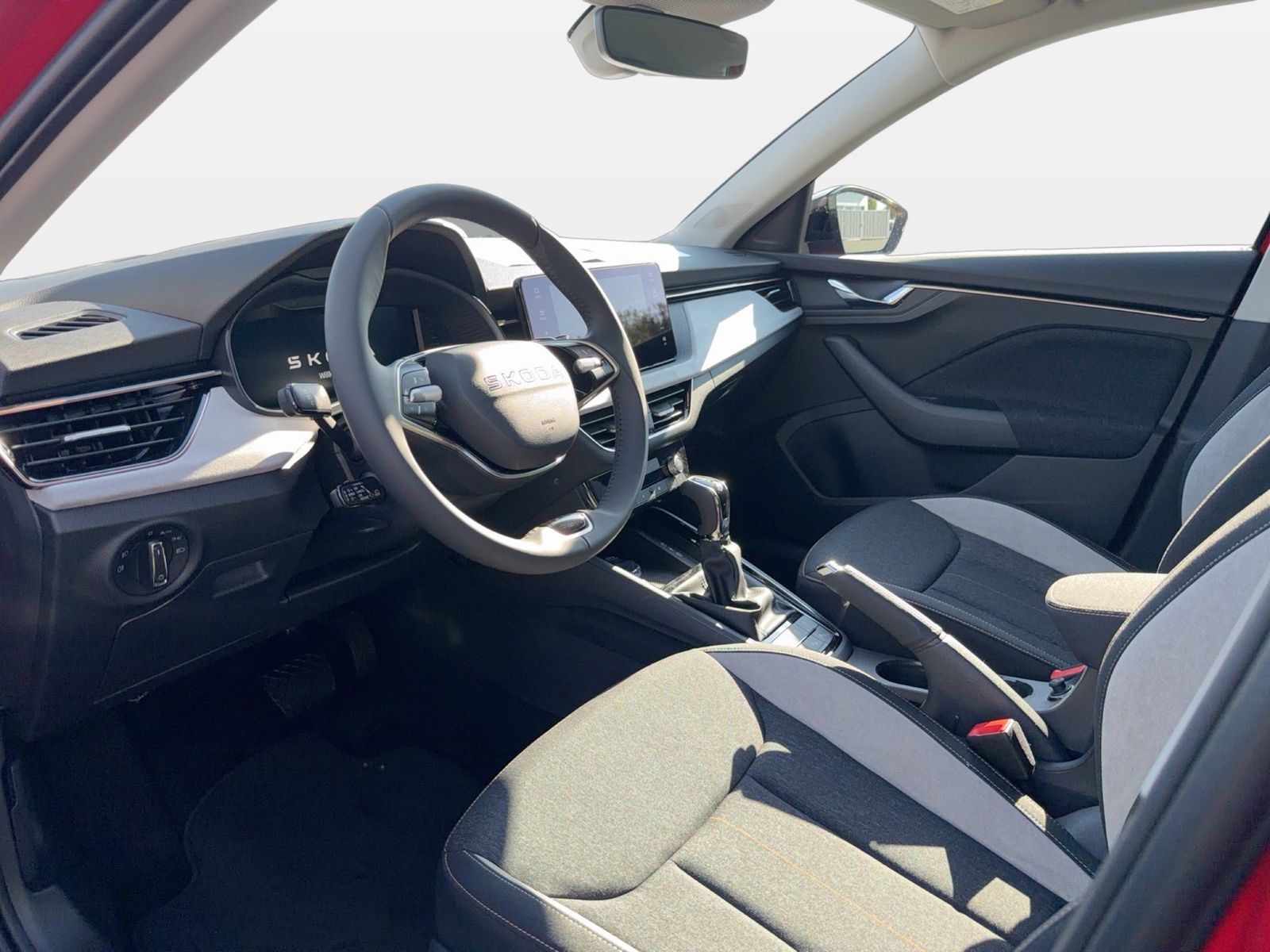 Fahrzeugabbildung SKODA Scala 1.0 TSI Balance Matrix AHK ACC LED Navi LM - mit KI generiert/bearbeitet