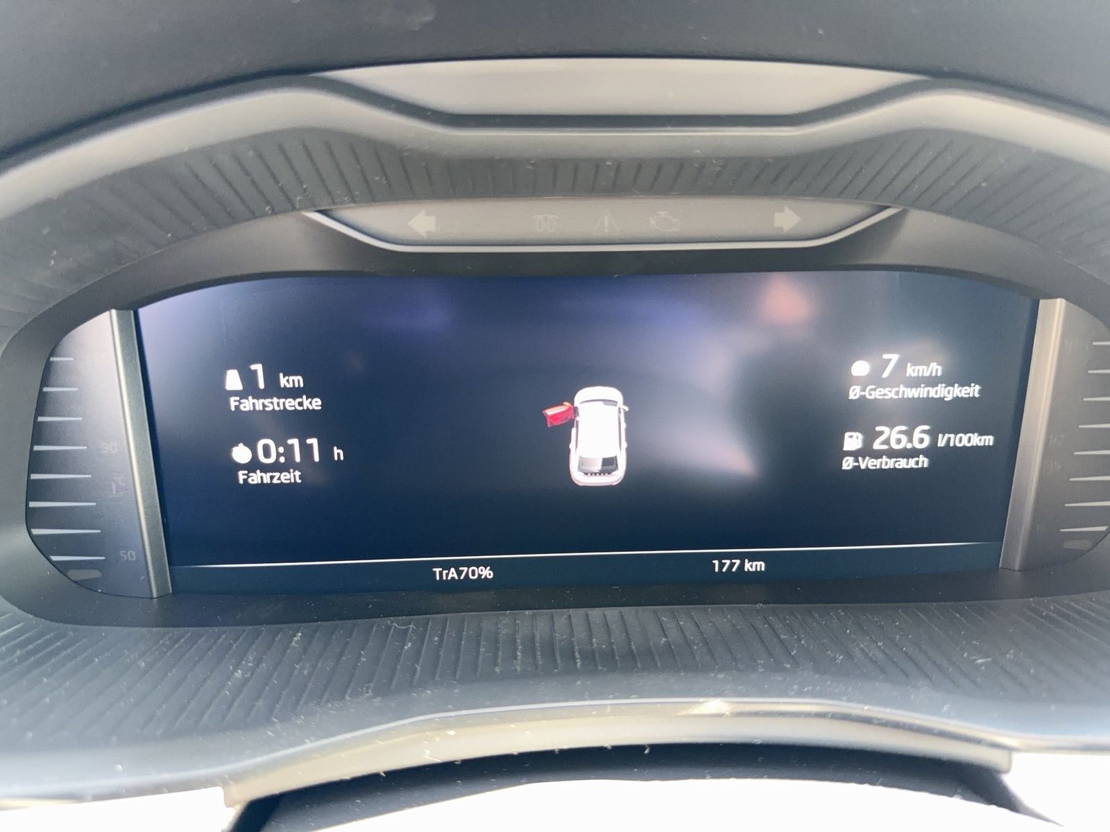 Fahrzeugabbildung SKODA Scala 1.0 TSI Balance Matrix AHK ACC LED Navi LM - mit KI generiert/bearbeitet