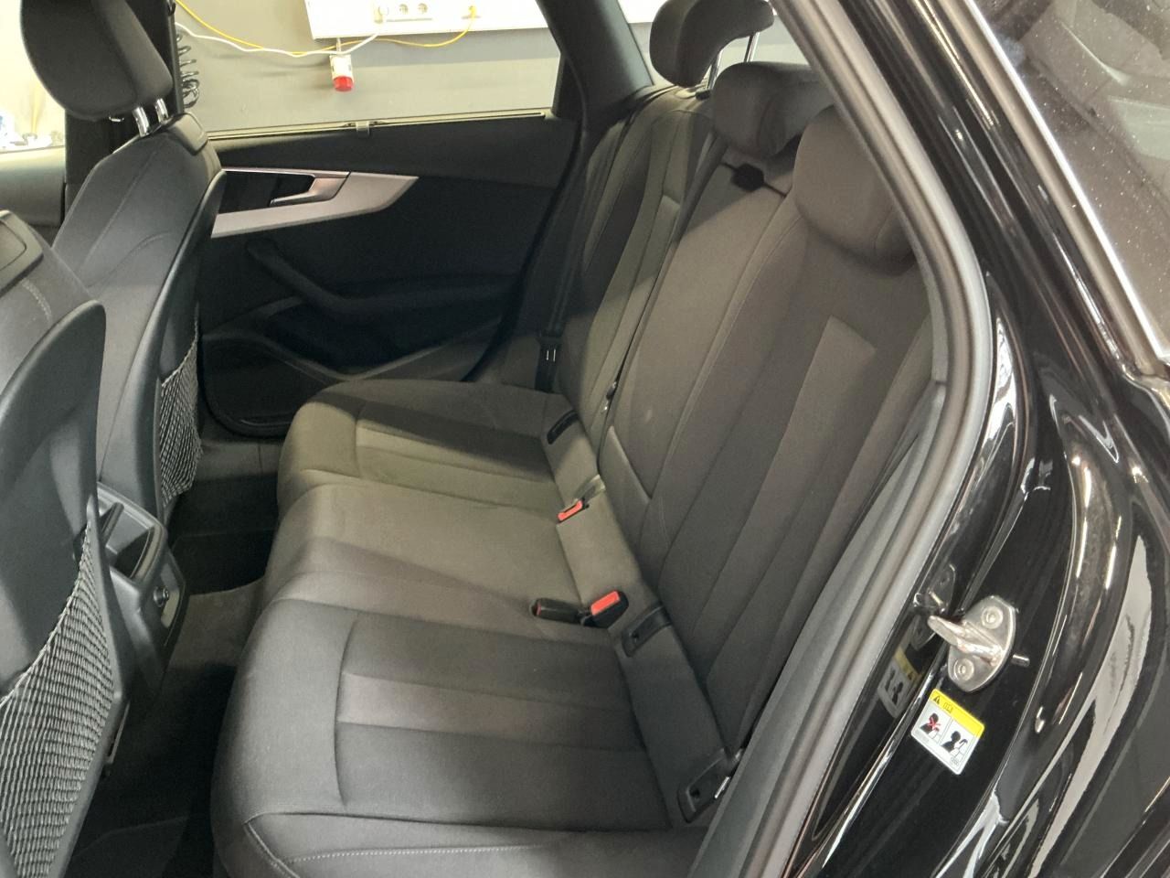 Fahrzeugabbildung Audi A4 Avant 40 TDI quattro S tronic S line AHK|ACC