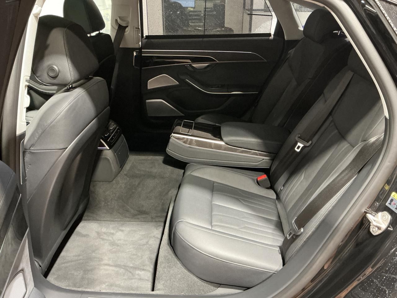 Fahrzeugabbildung Audi A8 lang 60 TFSI e quattro Matrix|AHK|HUD|Luft