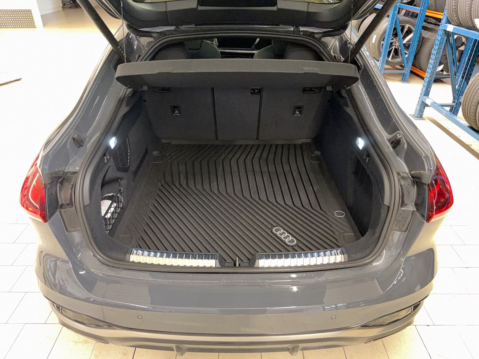 Fahrzeug autohaus mense Fahrzeugabbildung Audi A5 2.0 Limousine TFSI edition one Matrix|B&O|SD