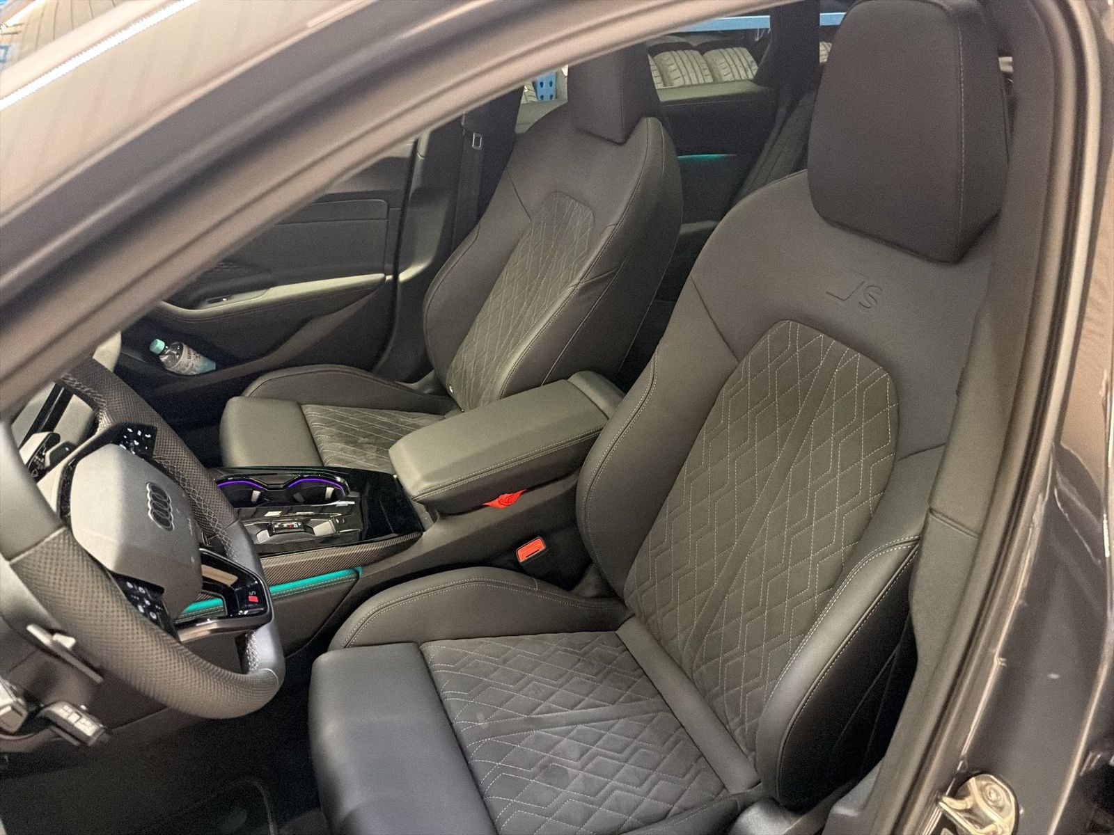 Fahrzeug autohaus mense Fahrzeugabbildung Audi A5 2.0 Limousine TFSI edition one Matrix|B&O|SD