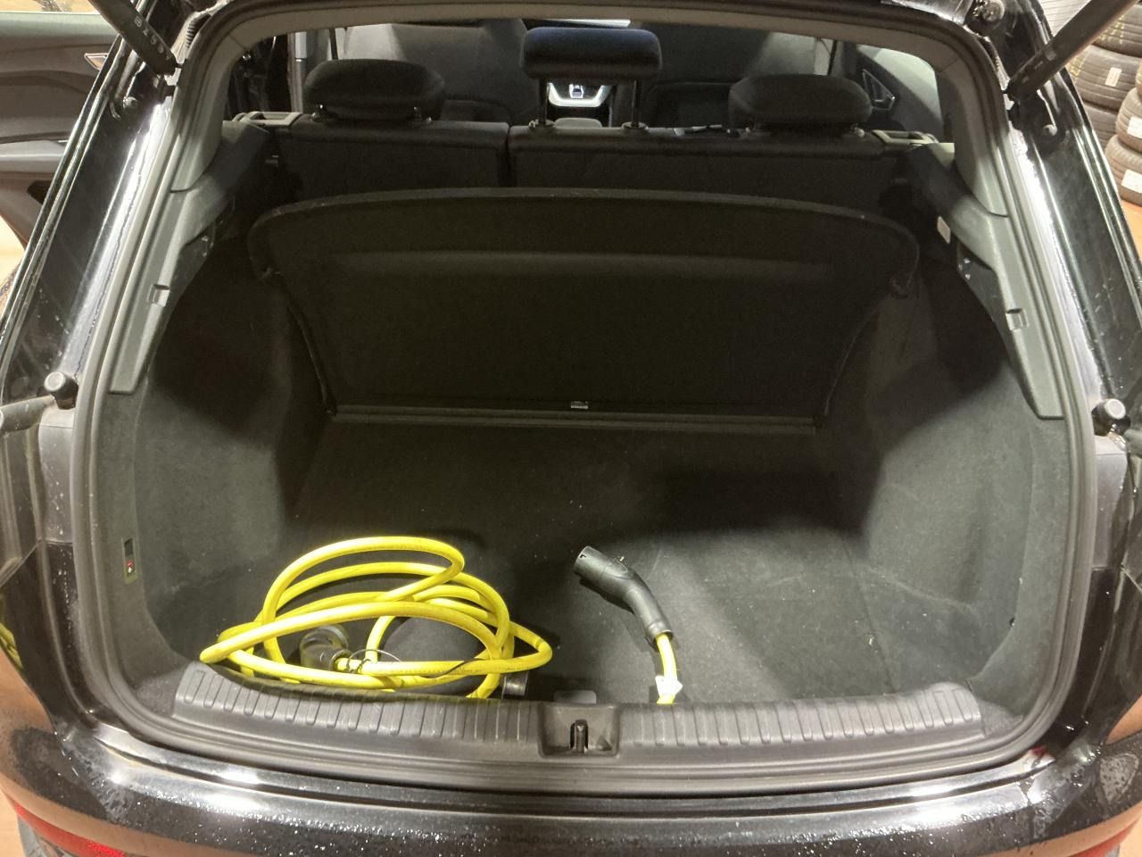 Fahrzeugabbildung Audi Q4 e-tron 40 AHK|HUD|Standhzg|ACC|LED|Navi|PDC