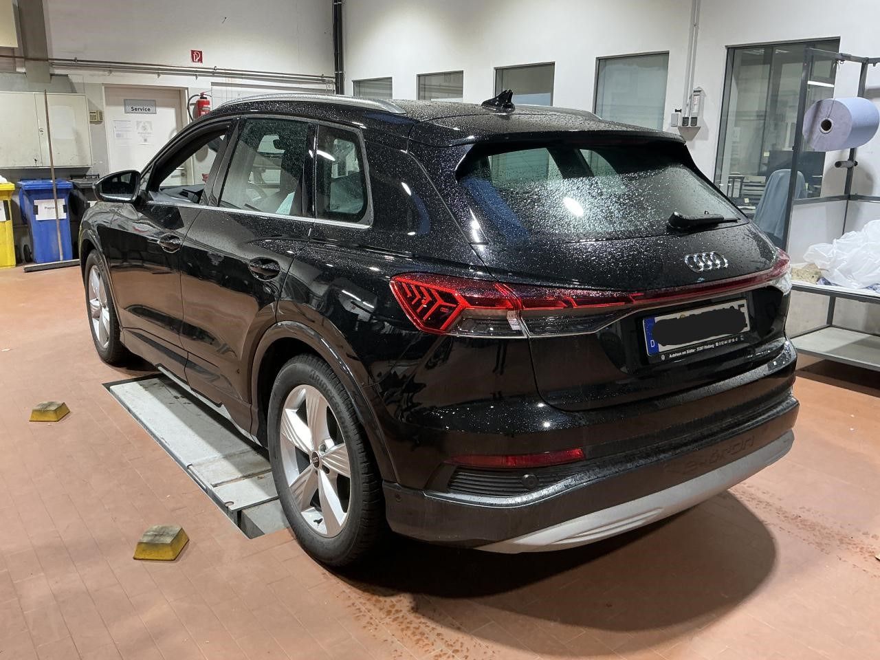 Fahrzeugabbildung Audi Q4 e-tron 40 AHK|HUD|Standhzg|ACC|LED|Navi|PDC