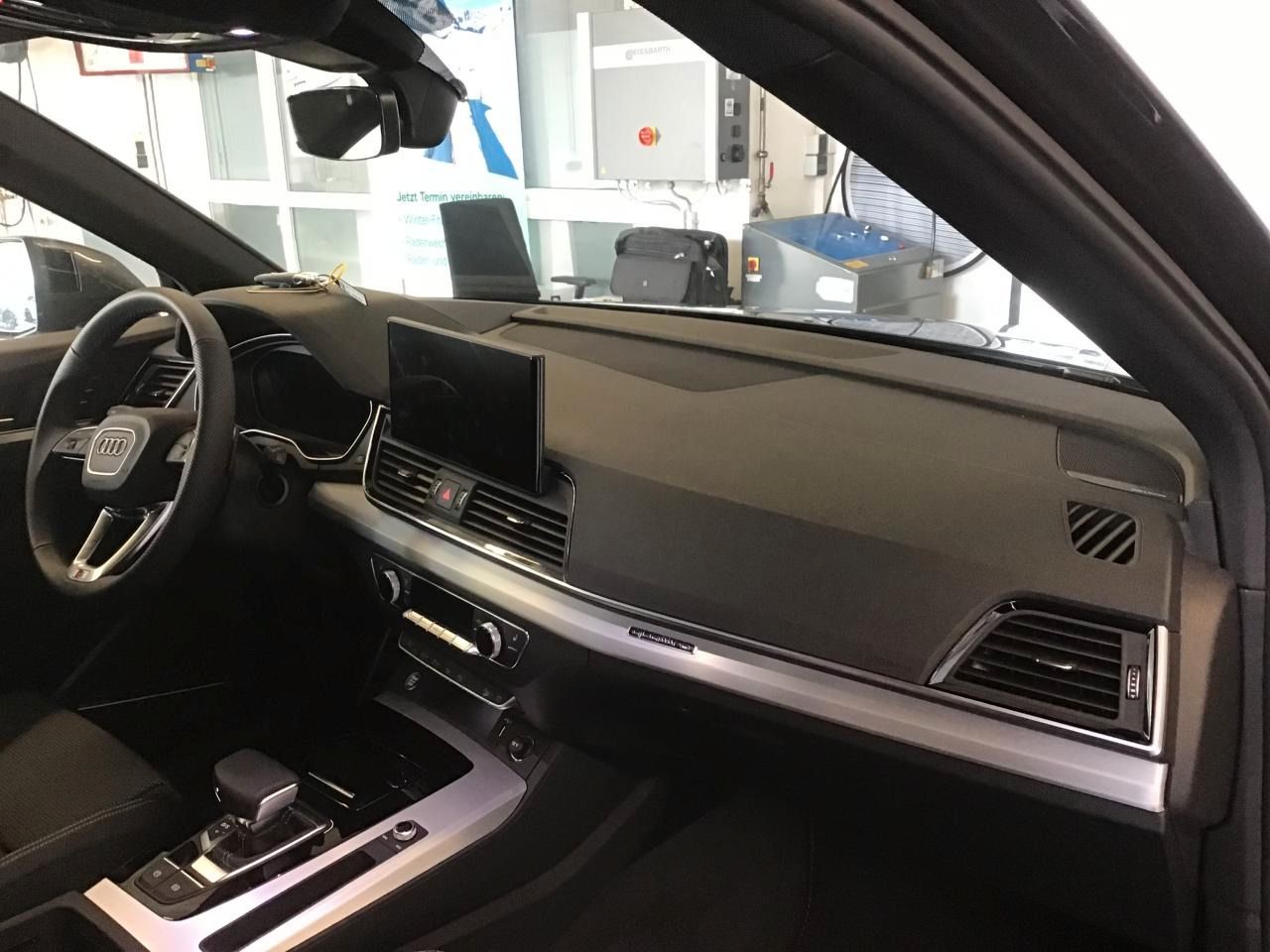 Fahrzeugabbildung Audi Q5 Sportback 40 TDI quattro S tronic S line AHK