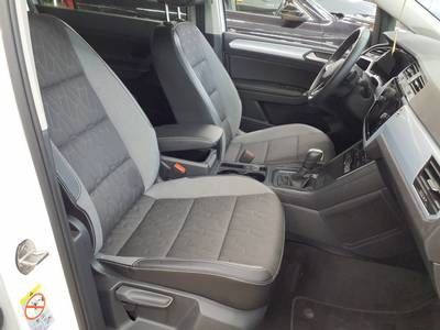 Fahrzeugabbildung Volkswagen Touran 1.5 TSI DSG Comfortline Goal IQ.Light|AHK