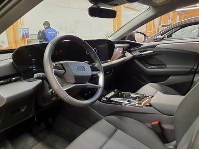 Fahrzeugabbildung Audi A6 Avant e-tron 210 kW AHK|Standhzg|ACC|LED|PDC