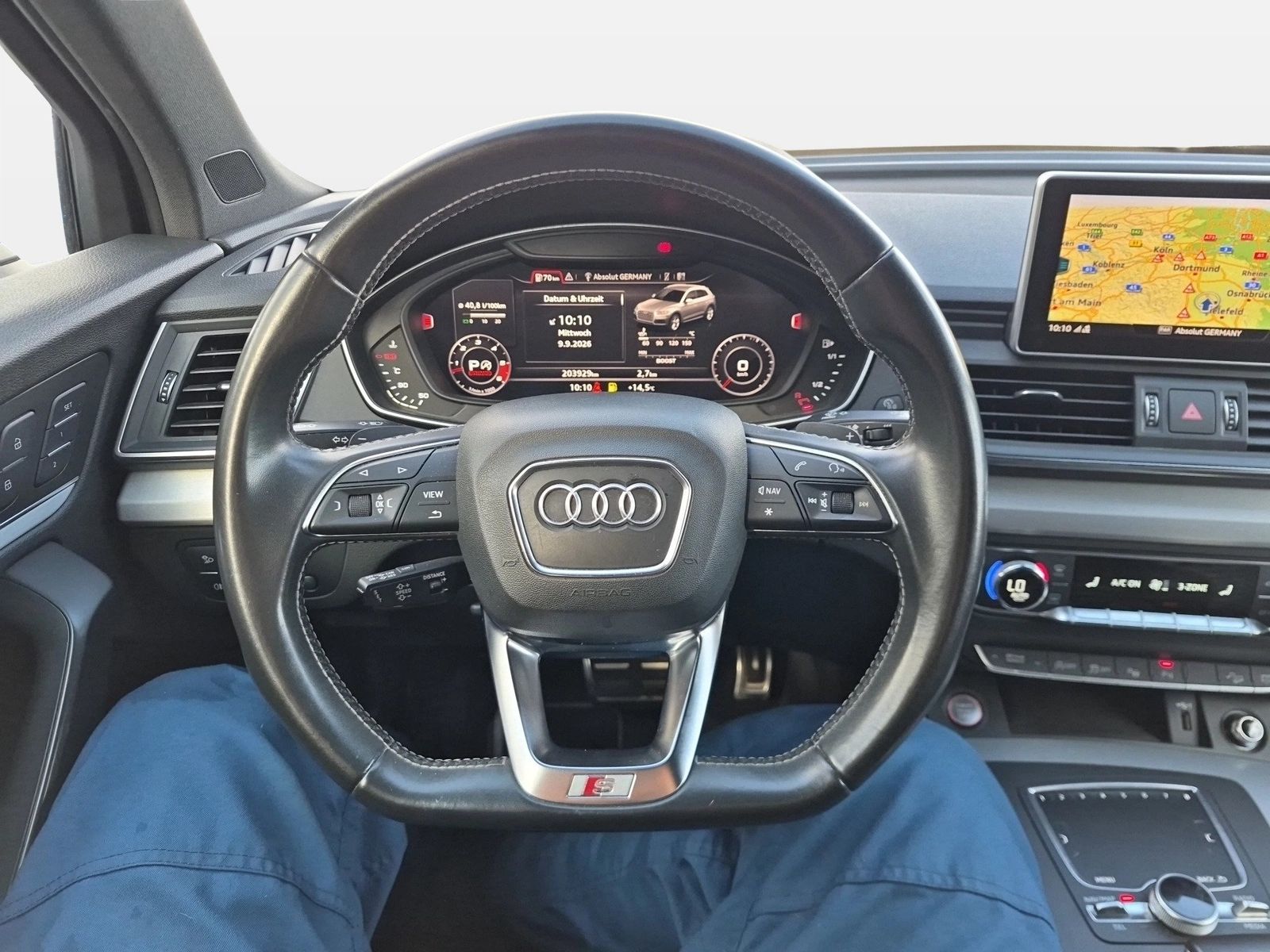 Fahrzeugabbildung Audi SQ5 SUV SQ5 TDI 255(347) tiptronic 8-stufig B&O - mit KI generiert/bearbeitet