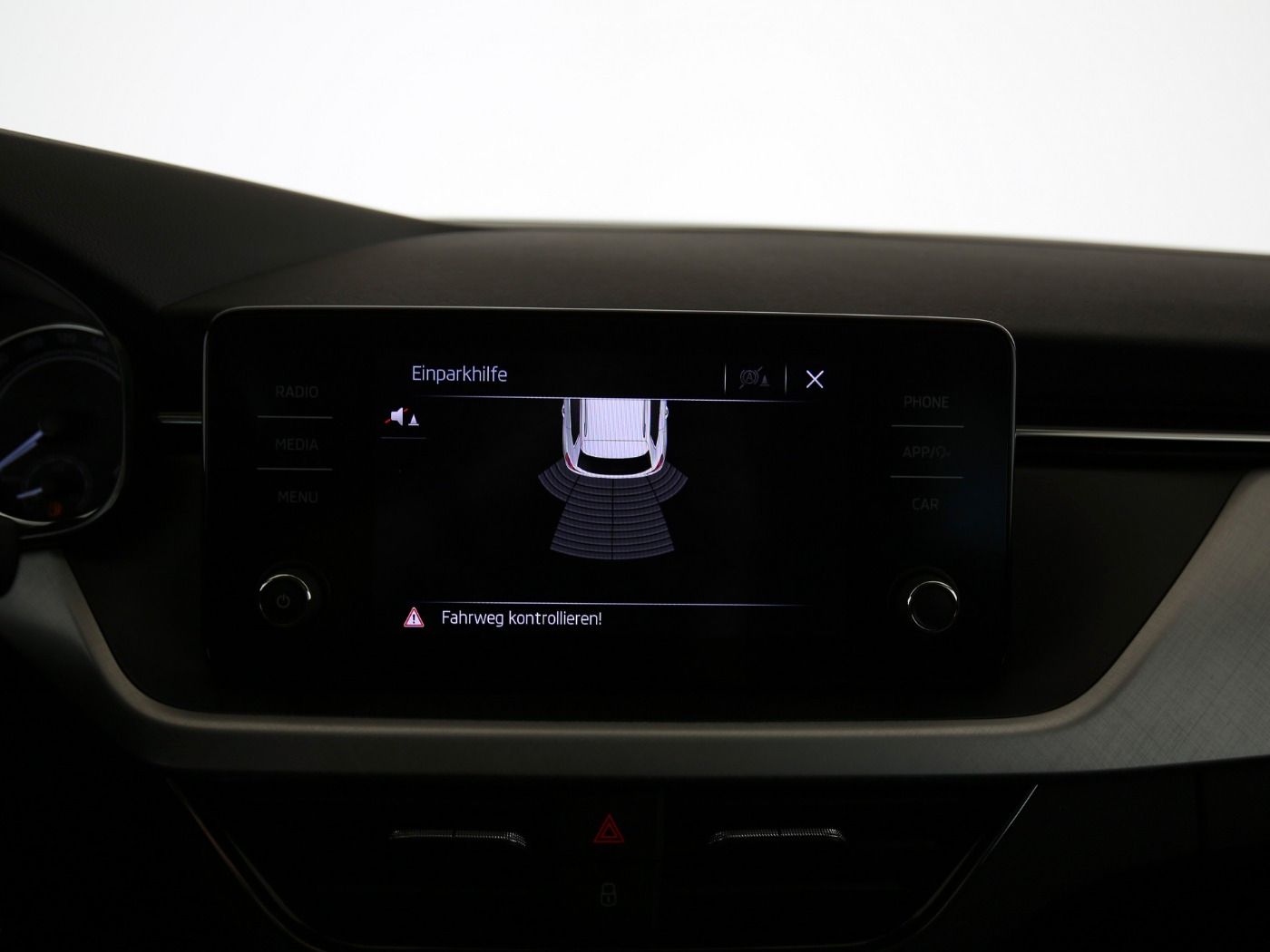 Fahrzeug autohaus mense Fahrzeugabbildung SKODA Kamiq 1.0 TSI Tour LED|KlimaA|LaneAss|PDC|SHZG