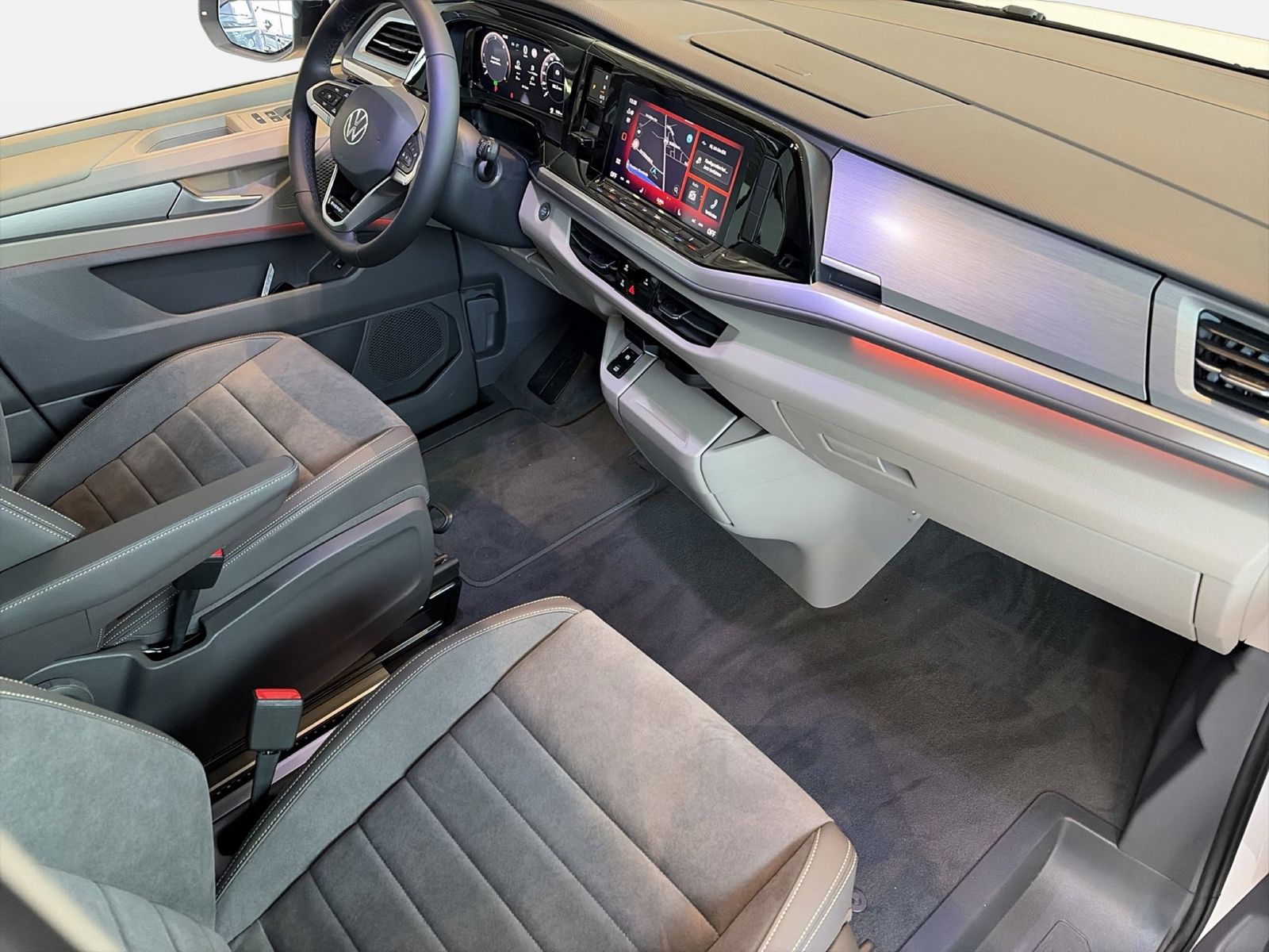 Fahrzeugabbildung Volkswagen Multivan 2.0 TDI lang Life IQ.Light|Matrix|AHK