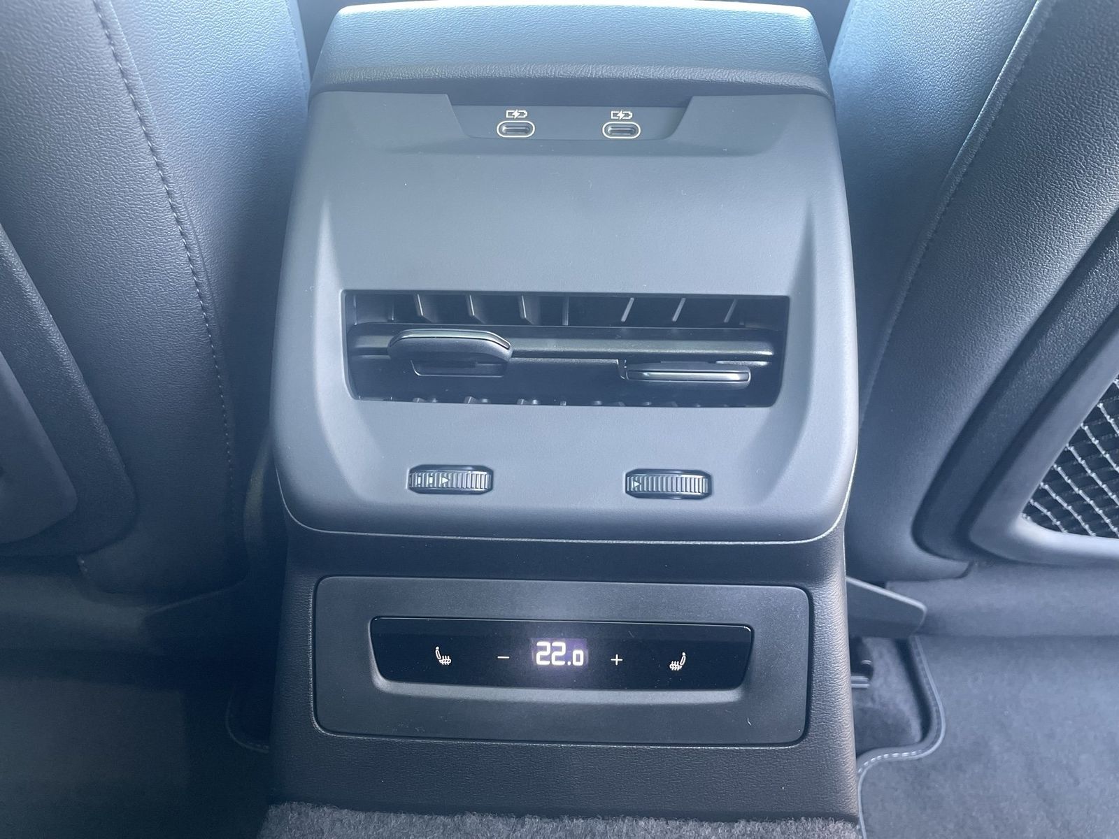 Fahrzeug autohaus mense Fahrzeugabbildung Audi A5 Avant e-hybrid quattro 270 kW S tronic Matrix