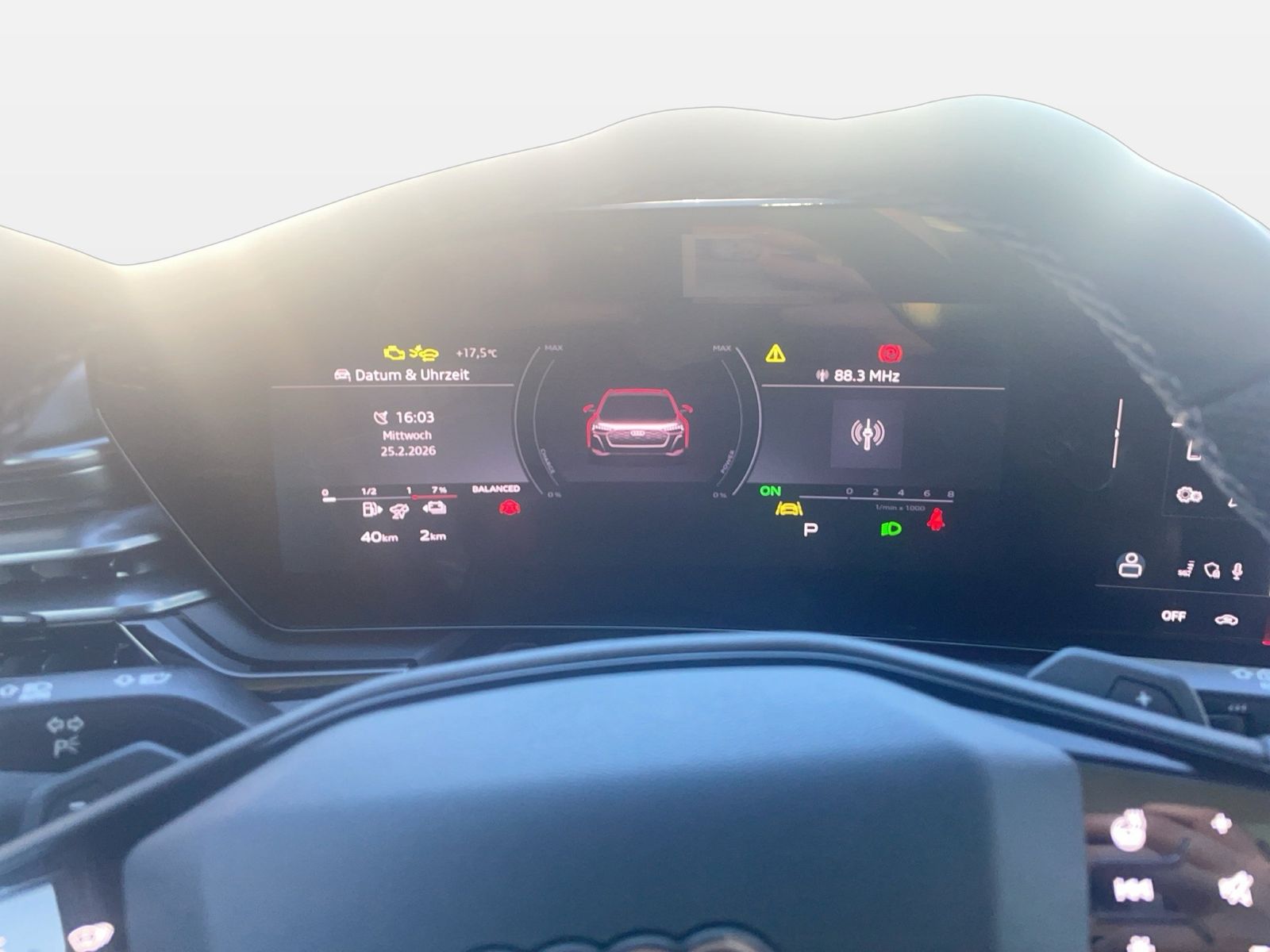 Fahrzeug autohaus mense Fahrzeugabbildung Audi A5 Avant e-hybrid quattro 270 kW S tronic Matrix