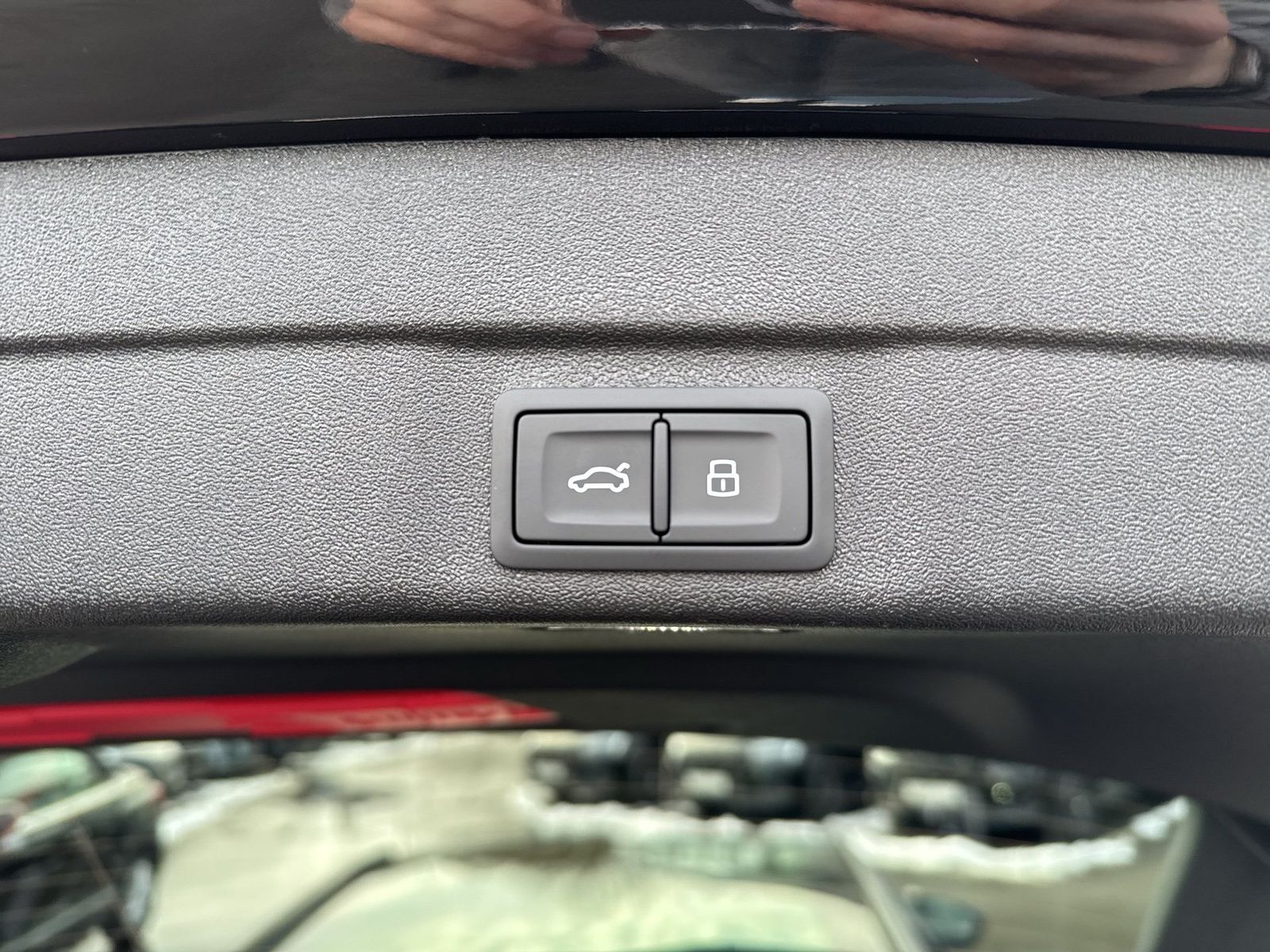 Fahrzeugabbildung Audi A5 Avant e-hybrid quattro 270 kW S tronic Matrix