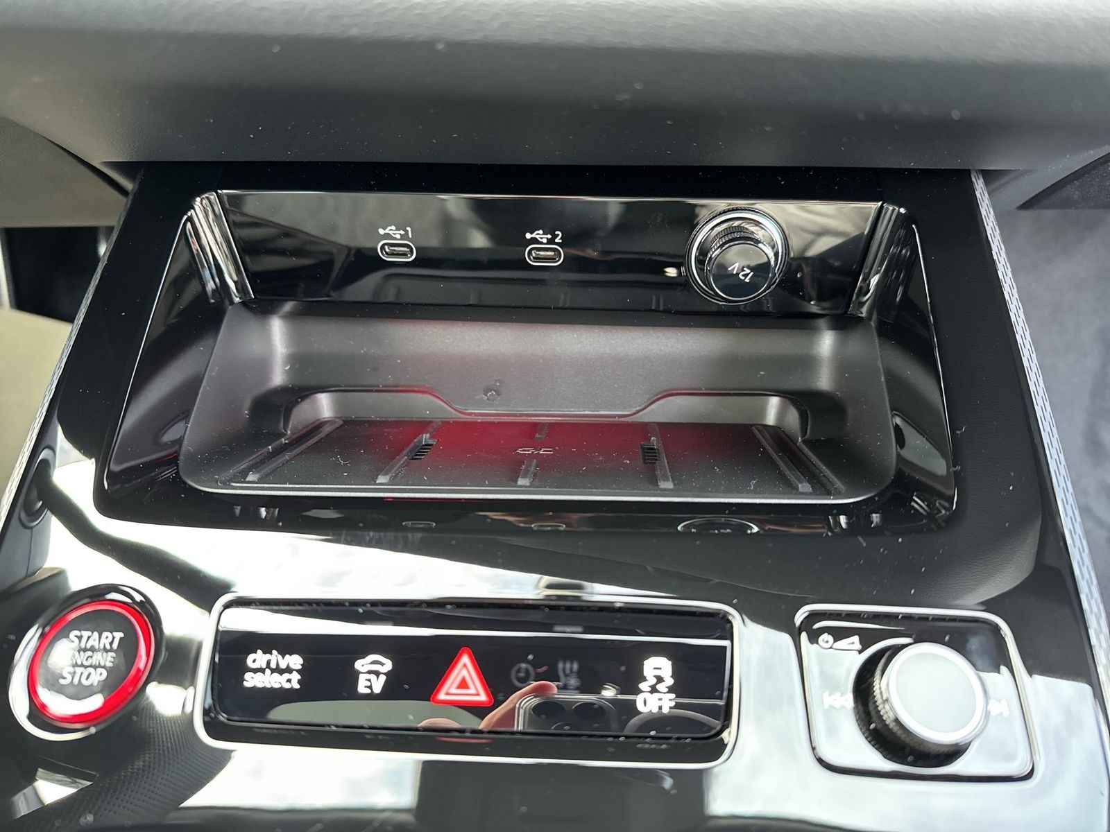 Fahrzeugabbildung Audi A5 Avant e-hybrid quattro 270 kW S tronic Matrix