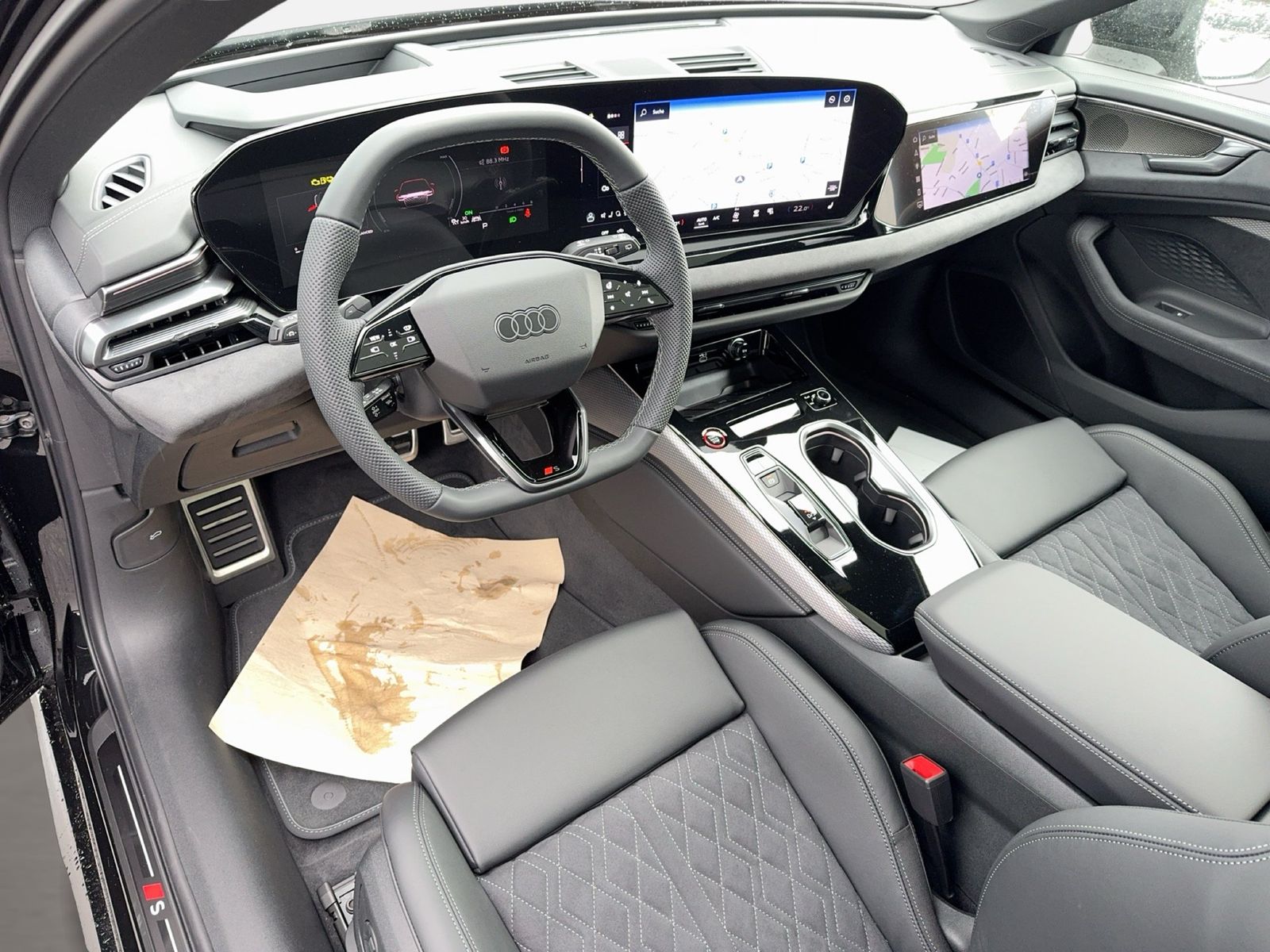 Fahrzeugabbildung Audi A6 Avant edition one e-hybrid quattro 270 kW