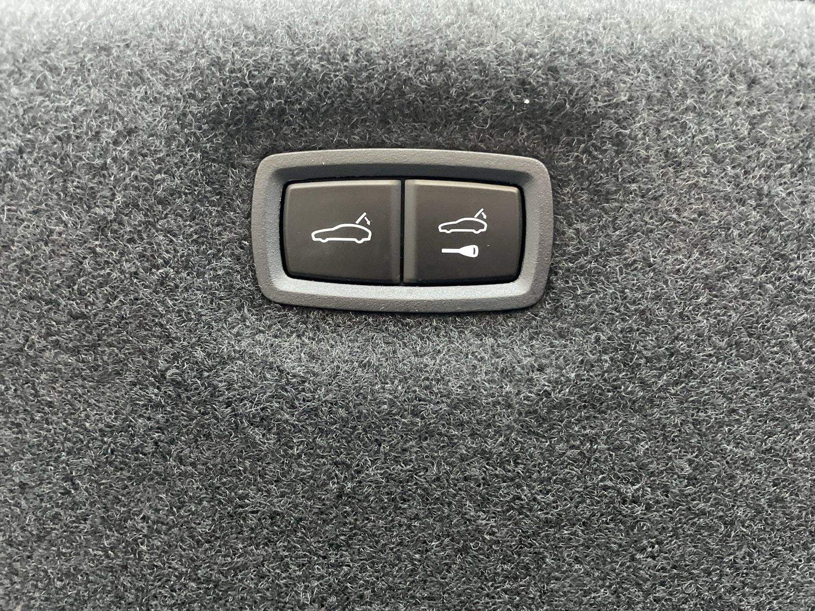 Fahrzeugabbildung Audi e-tron GT quattro 370 kW Matrix|B&O|HUD|Luft|ACC