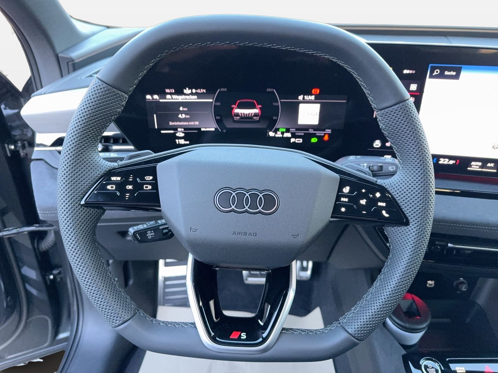 Fahrzeugabbildung Audi Q6 SUV e-tron quattro 285 kW B&O|AHK|HUD|Luft