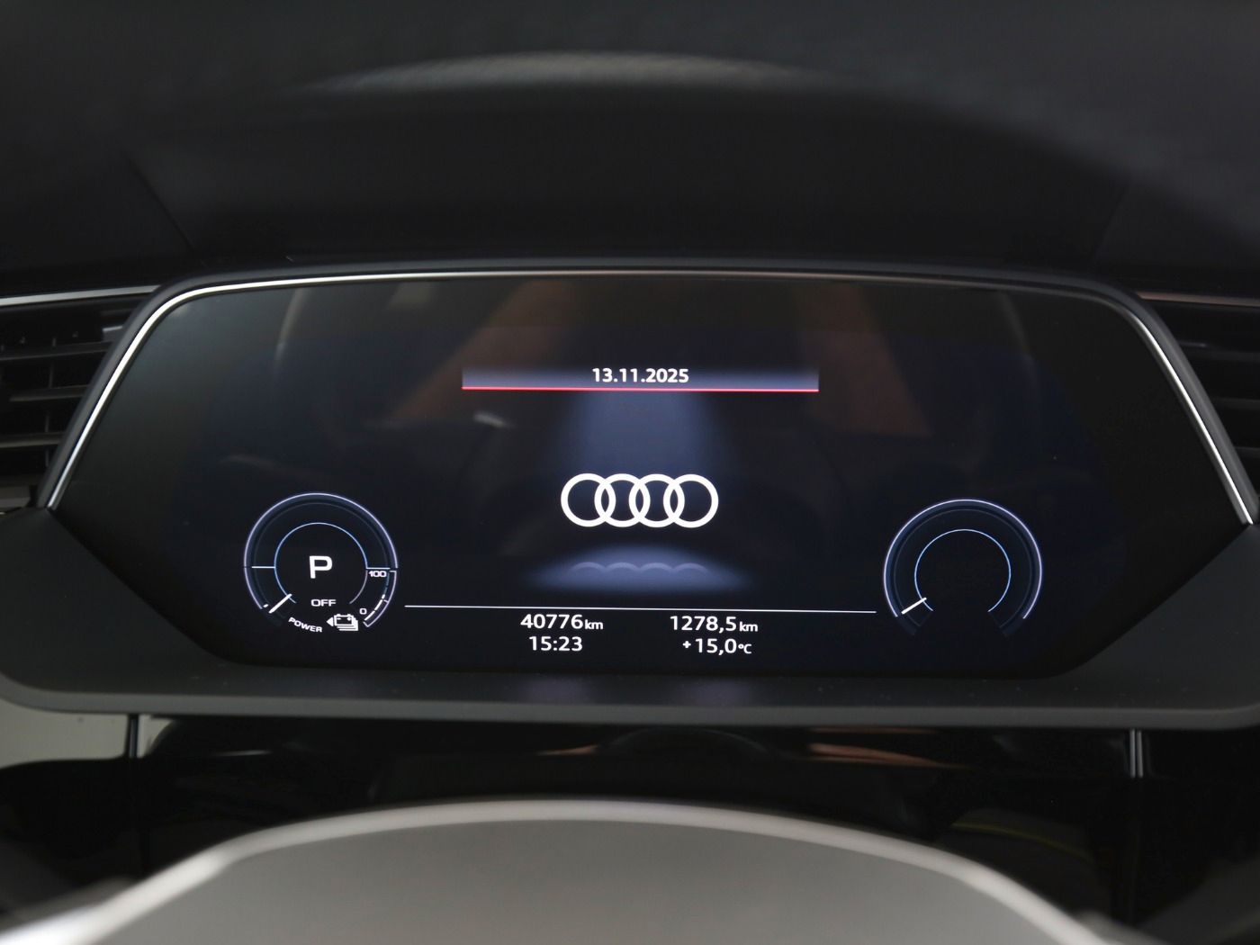 Fahrzeugabbildung Audi e-tron 50 quattro