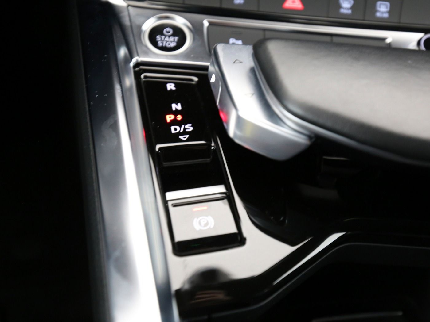 Fahrzeugabbildung Audi e-tron 50 quattro