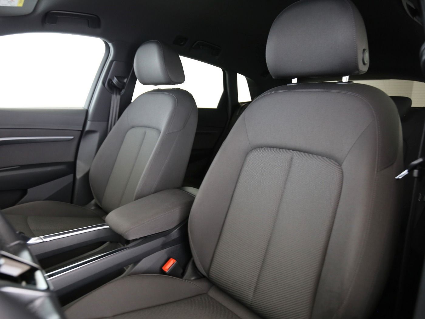 Fahrzeugabbildung Audi e-tron 50 quattro