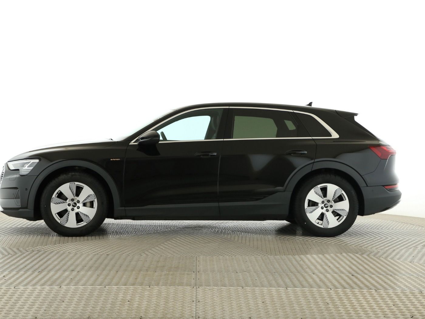 Fahrzeugabbildung Audi e-tron 50 quattro