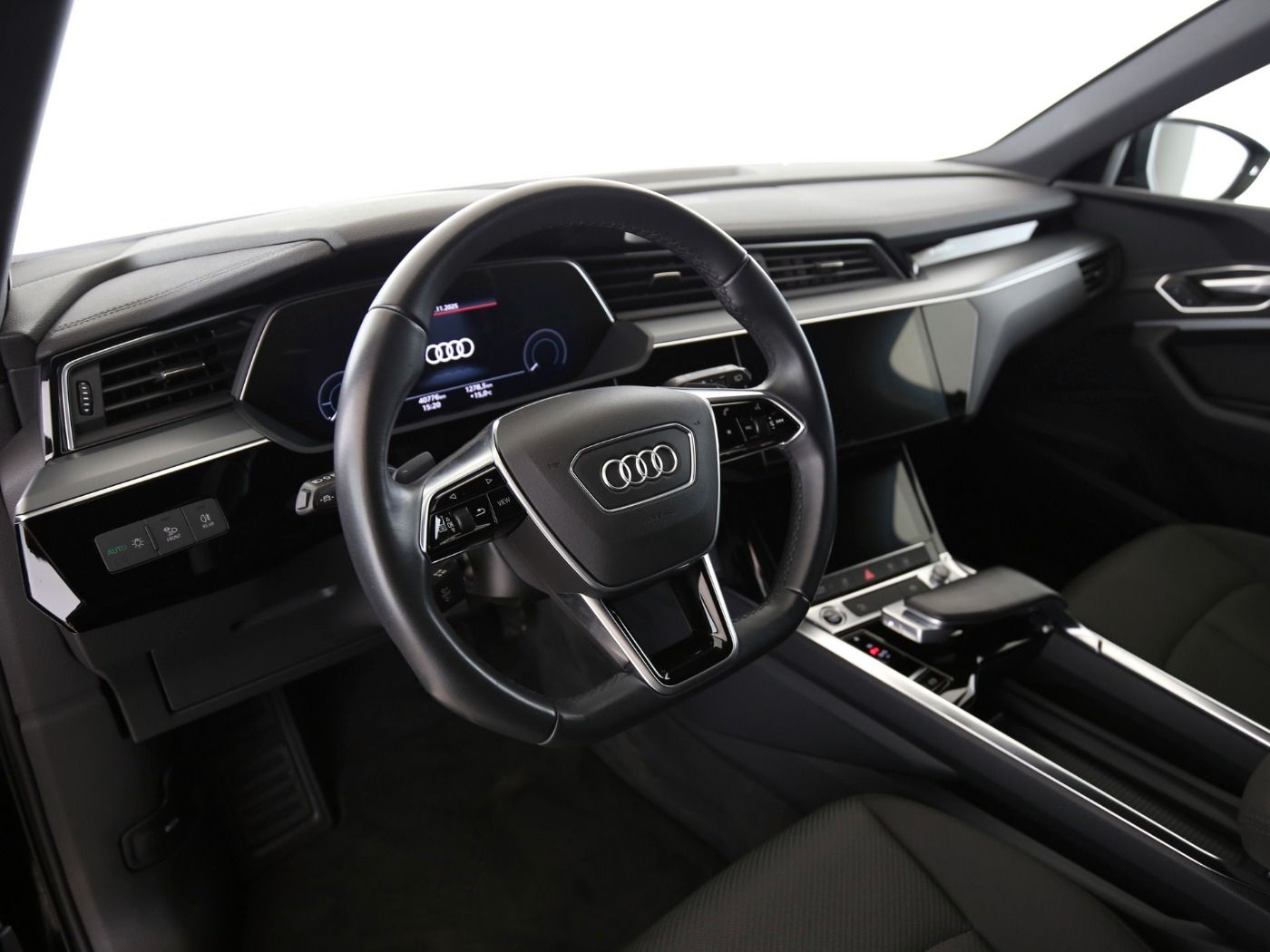 Fahrzeugabbildung Audi e-tron 50 quattro