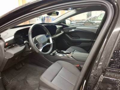 Fahrzeugabbildung Audi A6 Avant e-tron 210 kW AHK|Standhzg|ACC|LED|PDC