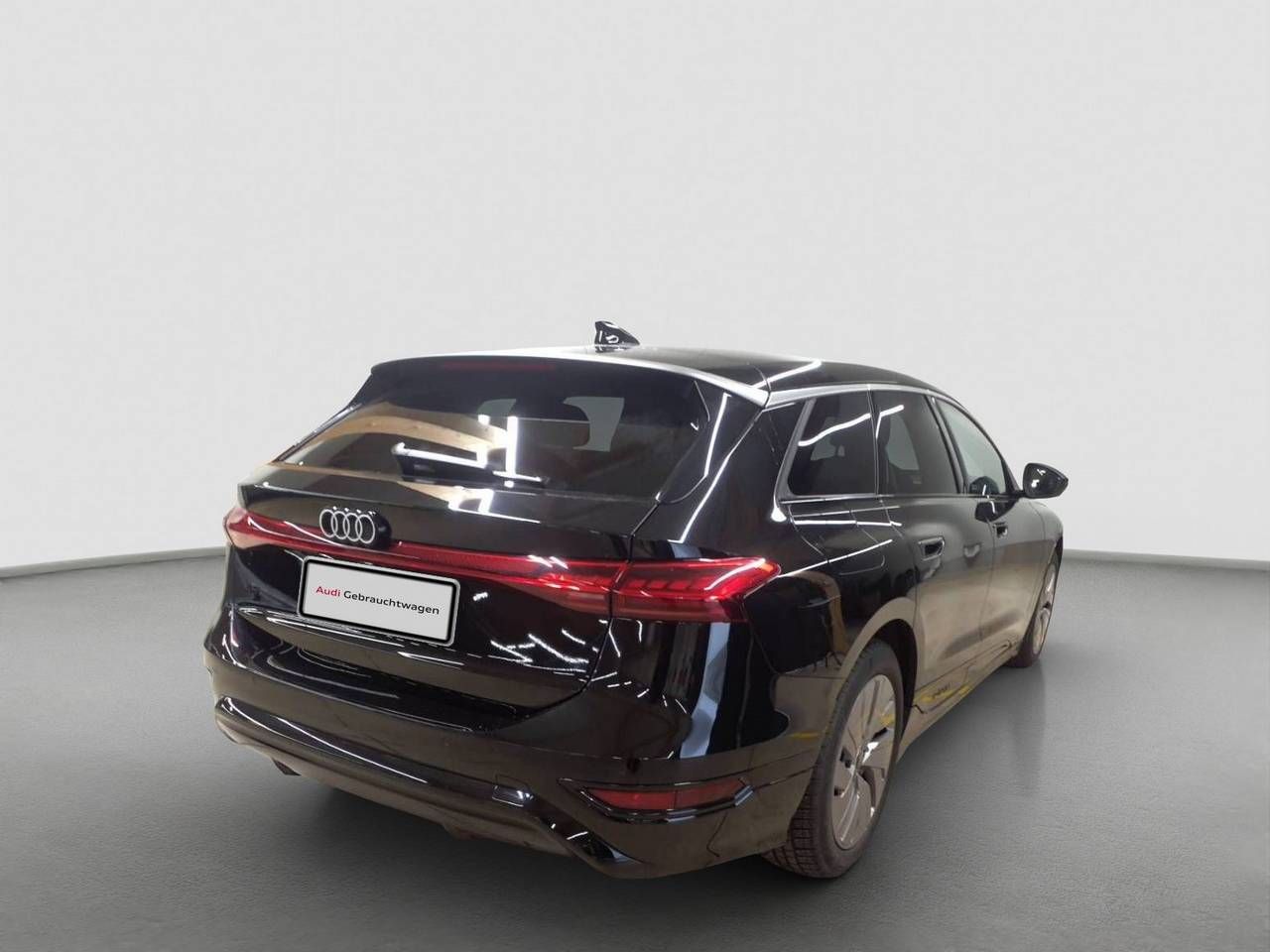 Fahrzeugabbildung Audi A6 Avant e-tron 210 kW AHK|Standhzg|ACC|LED|PDC