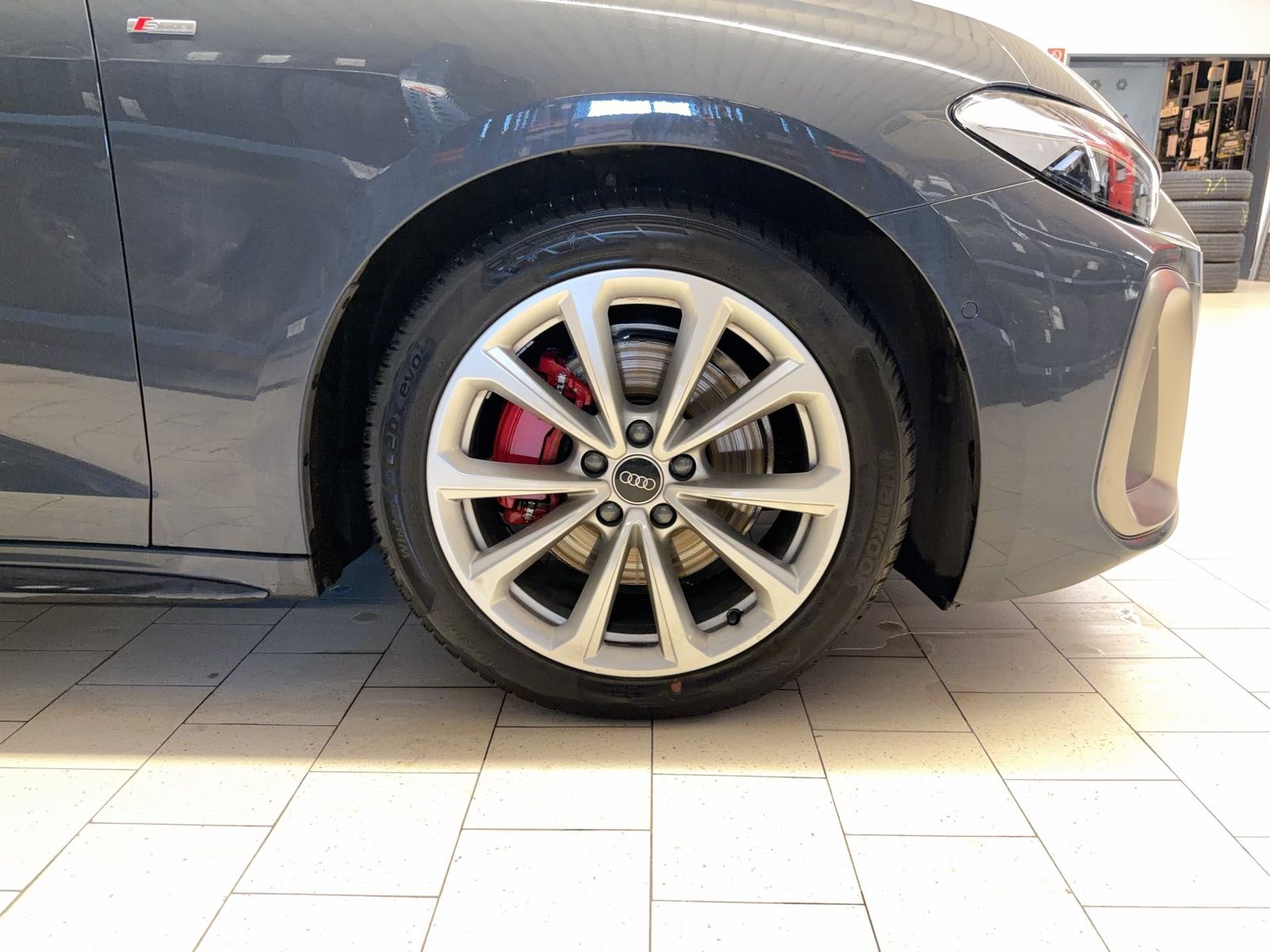 Fahrzeug autohaus mense Fahrzeugabbildung Audi A5 Limousine Edition One TFSI 150kW 7-Gang-DSG M