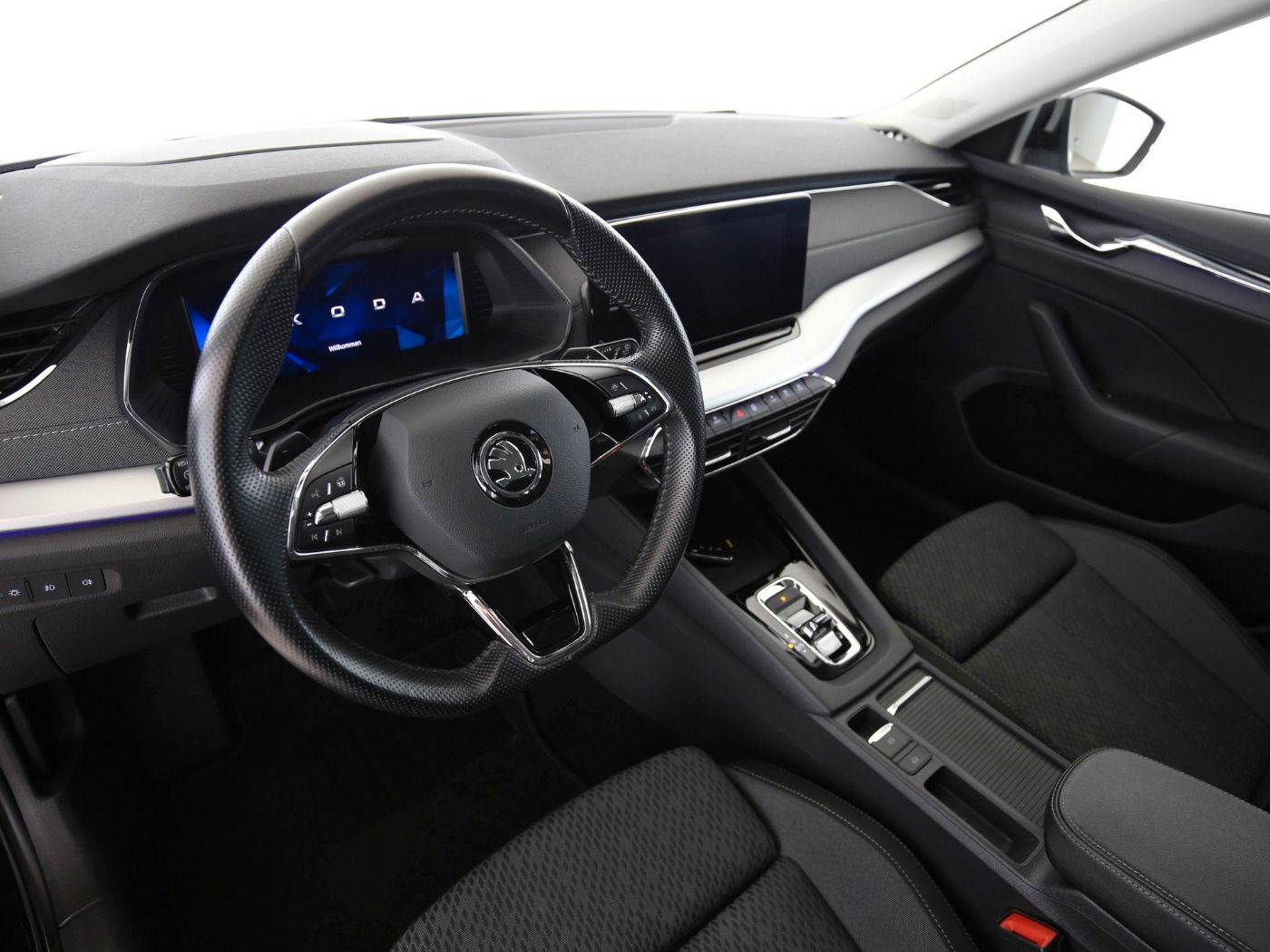 Fahrzeugabbildung SKODA Octavia Combi 2.0 TDI First Edition HUD|LED|Navi