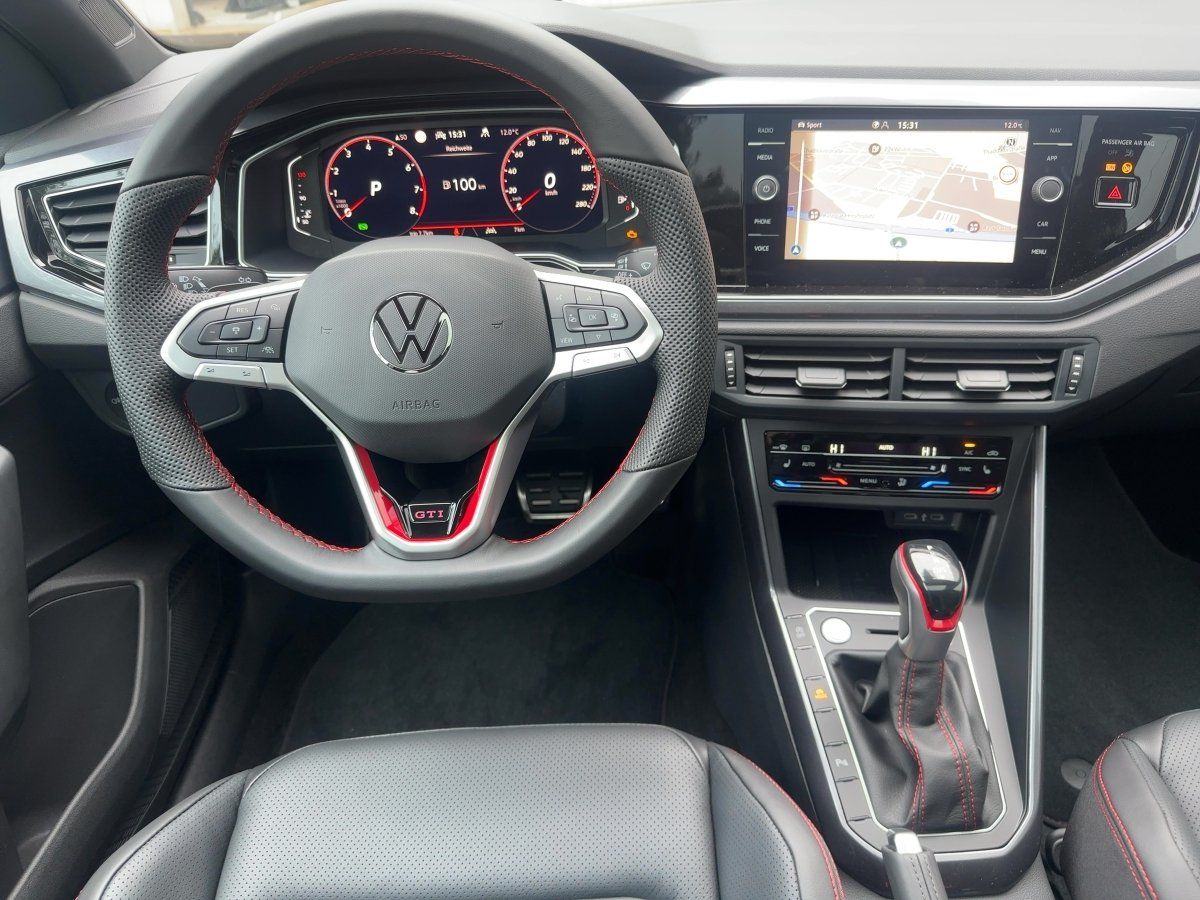 Fahrzeugabbildung Volkswagen Polo GTI Navi Leder Pano Winterräder Keyless ASG